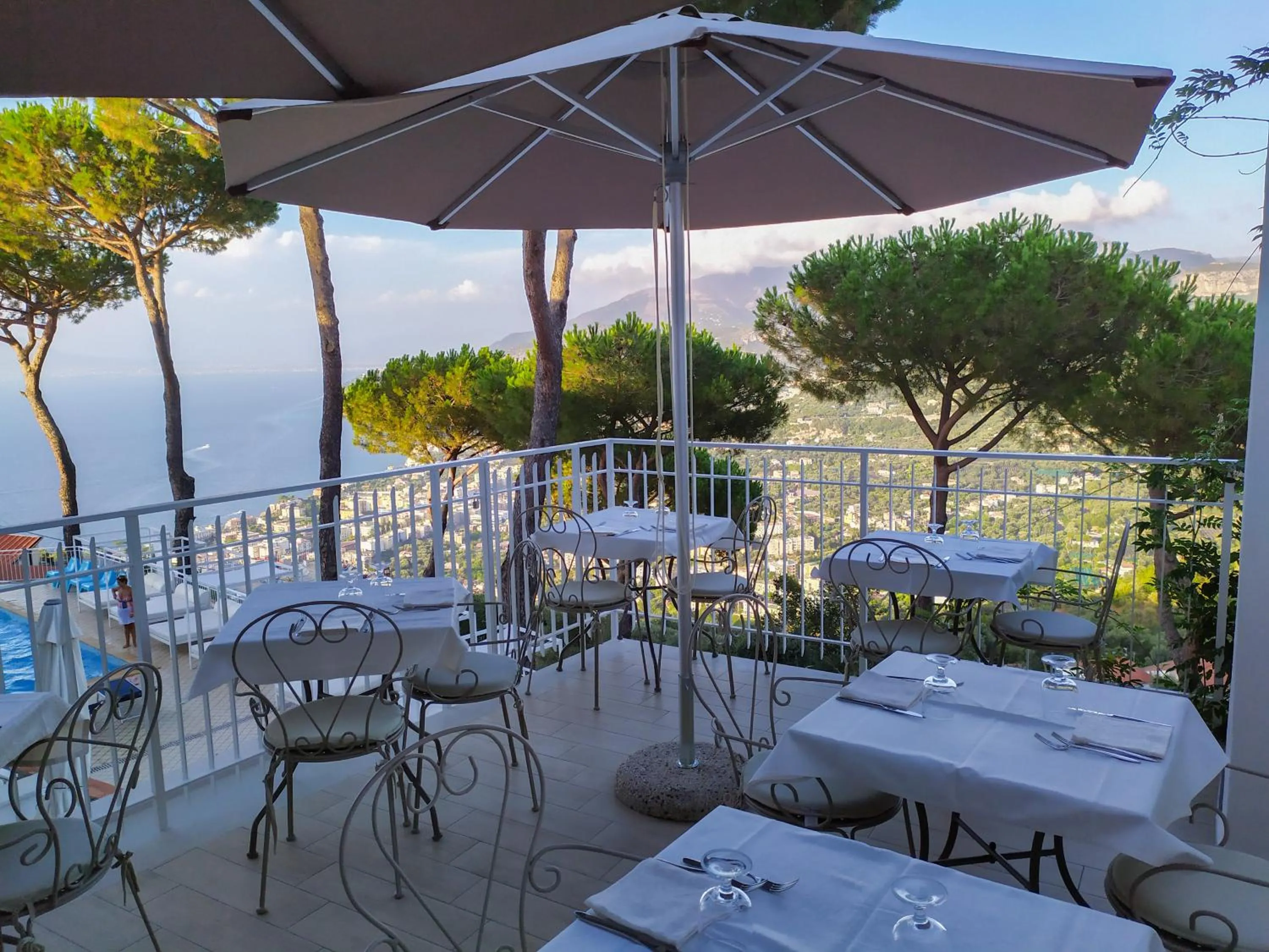 Restaurant/places to eat in Hotel Villa Fiorita