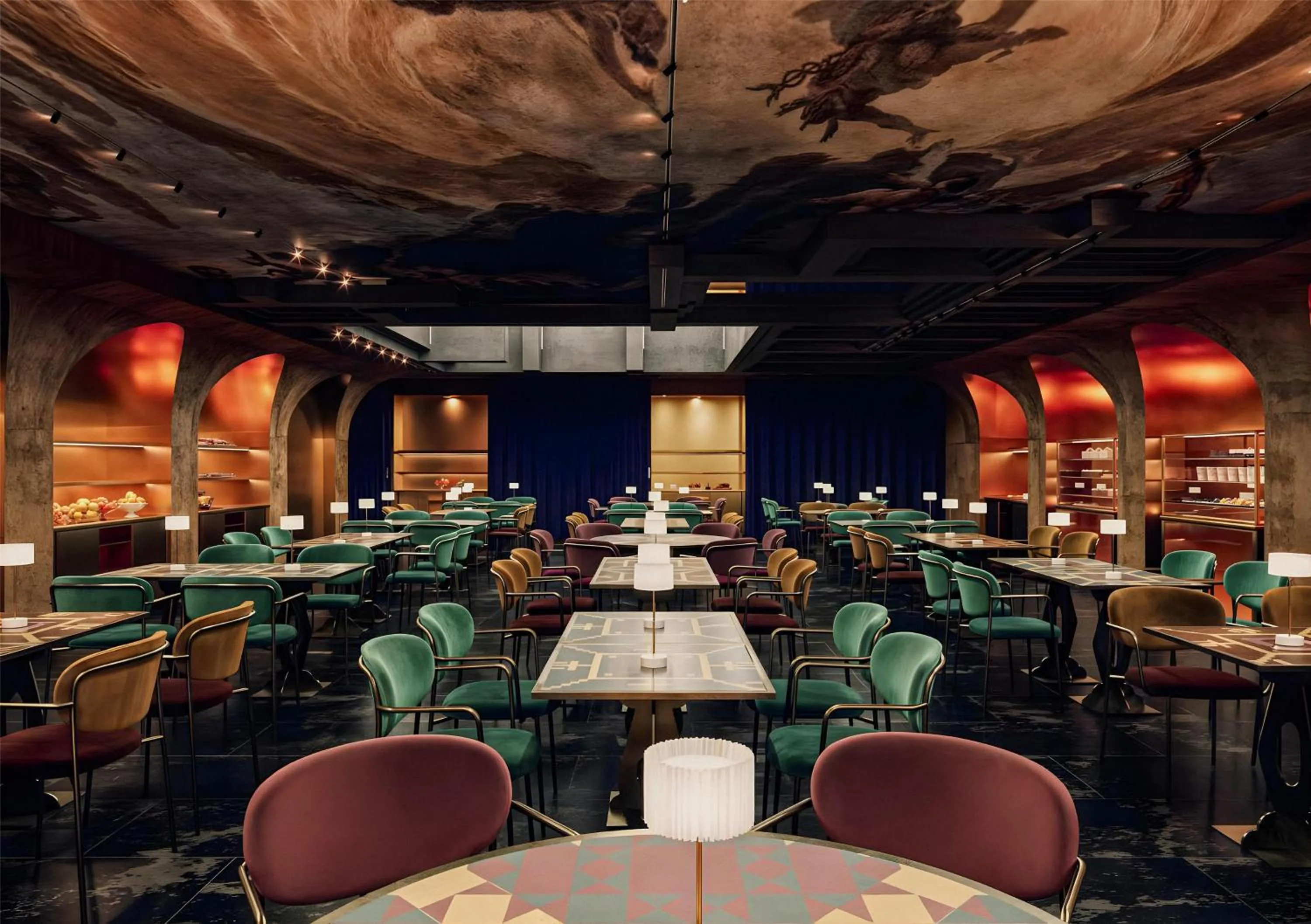 Restaurant/places to eat in nhow Roma