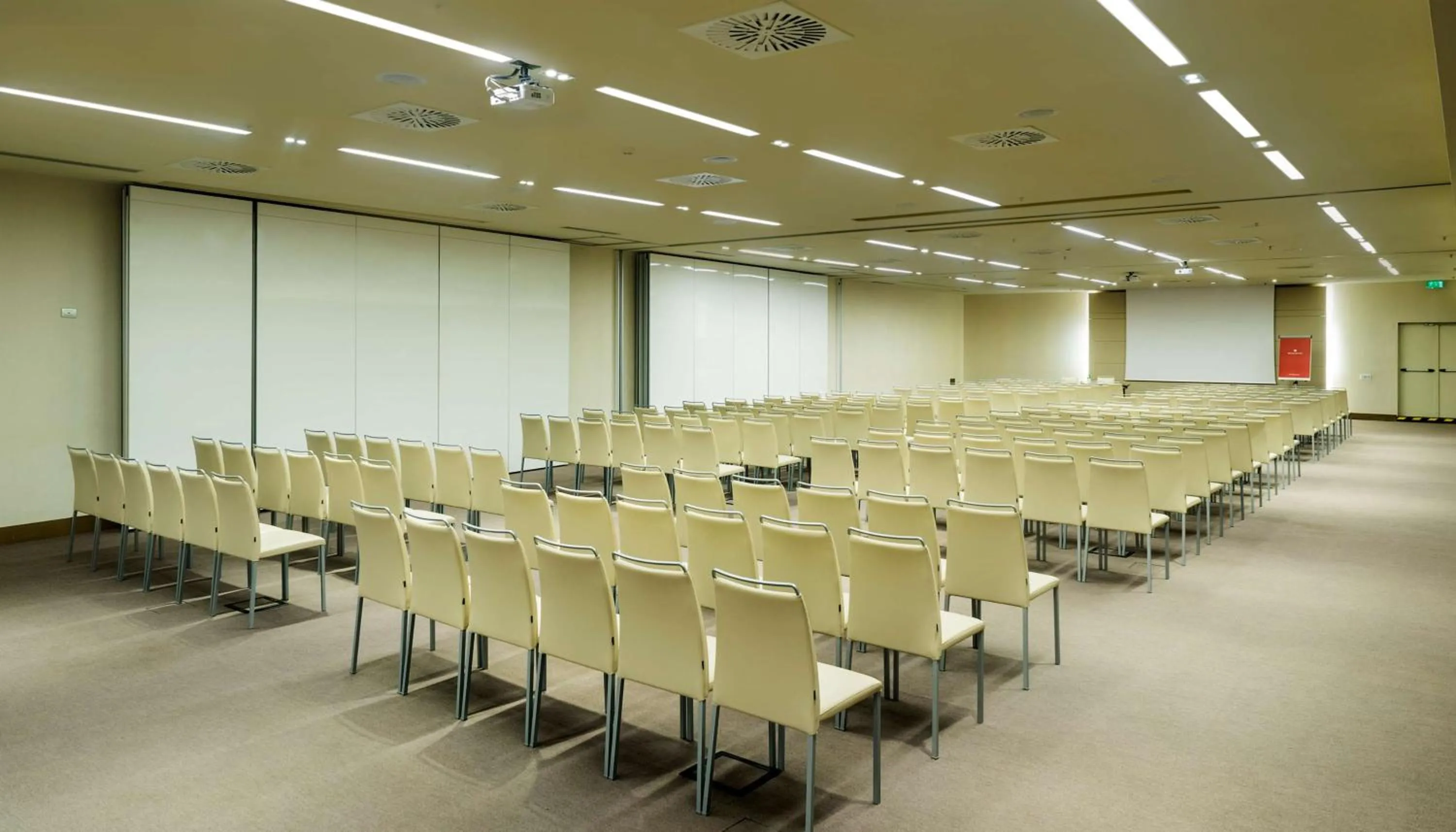 Meeting/conference room in nhow Roma