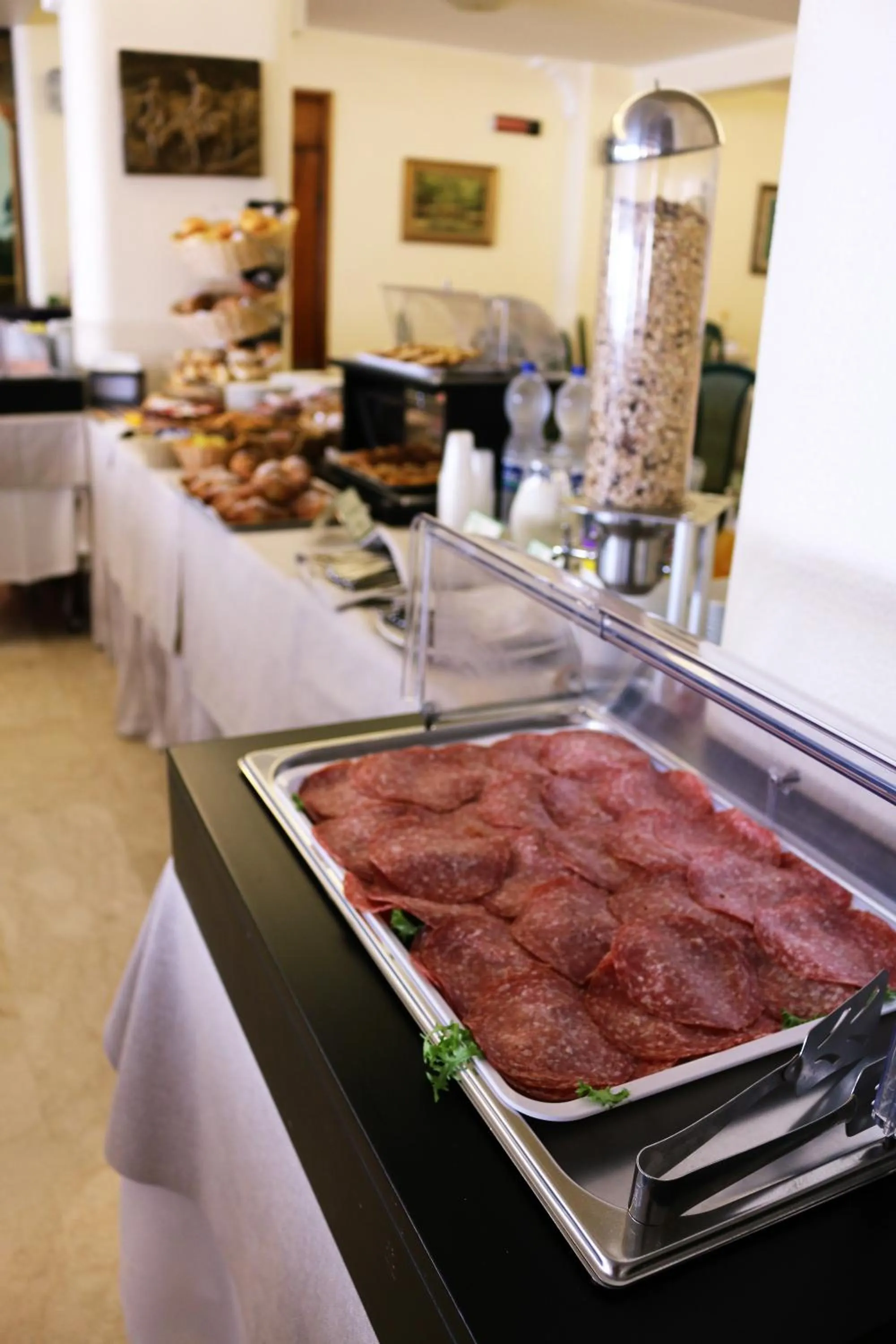 Breakfast in Hotel Kennedy