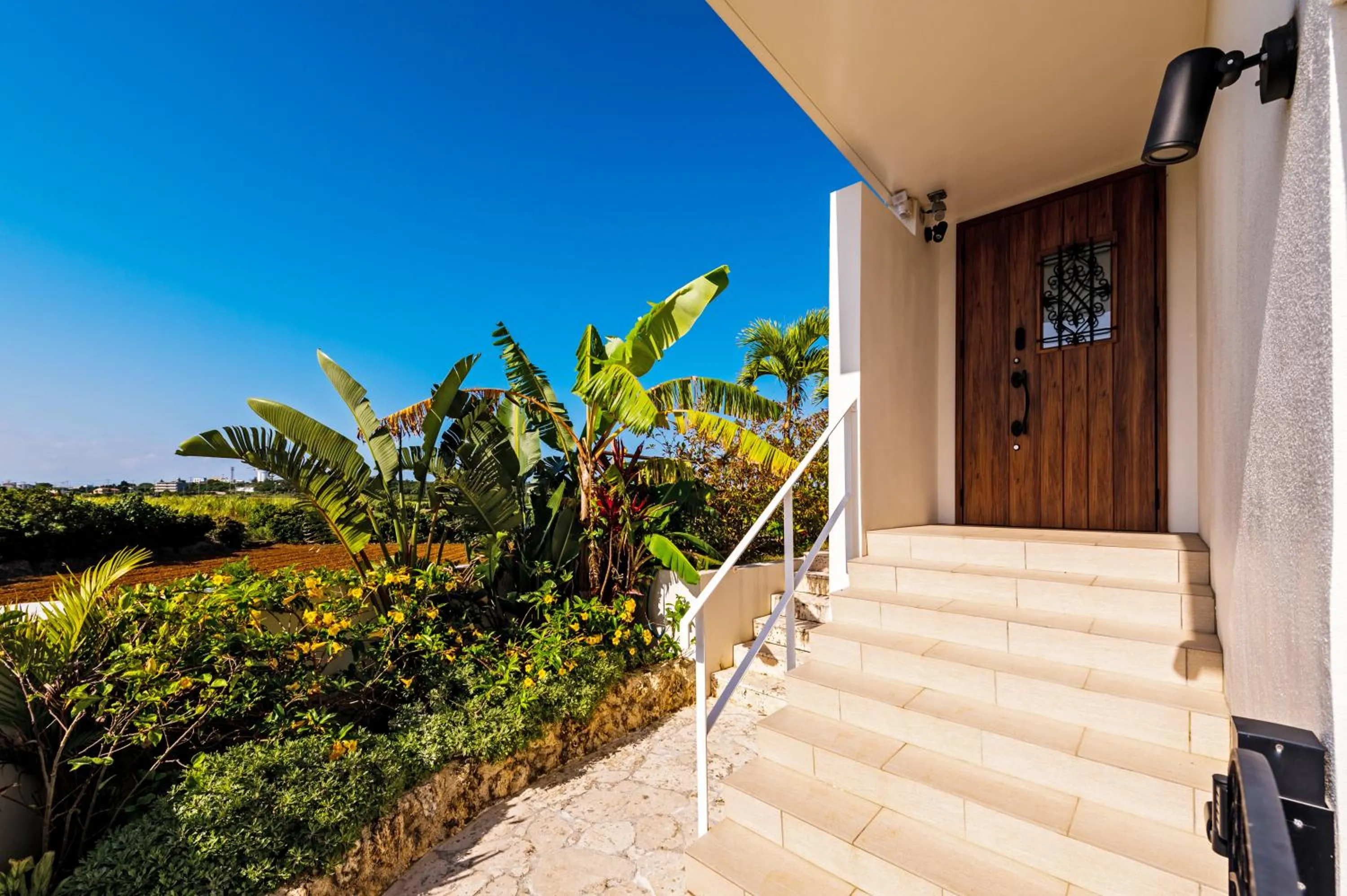 Property building in Villa Alyssum