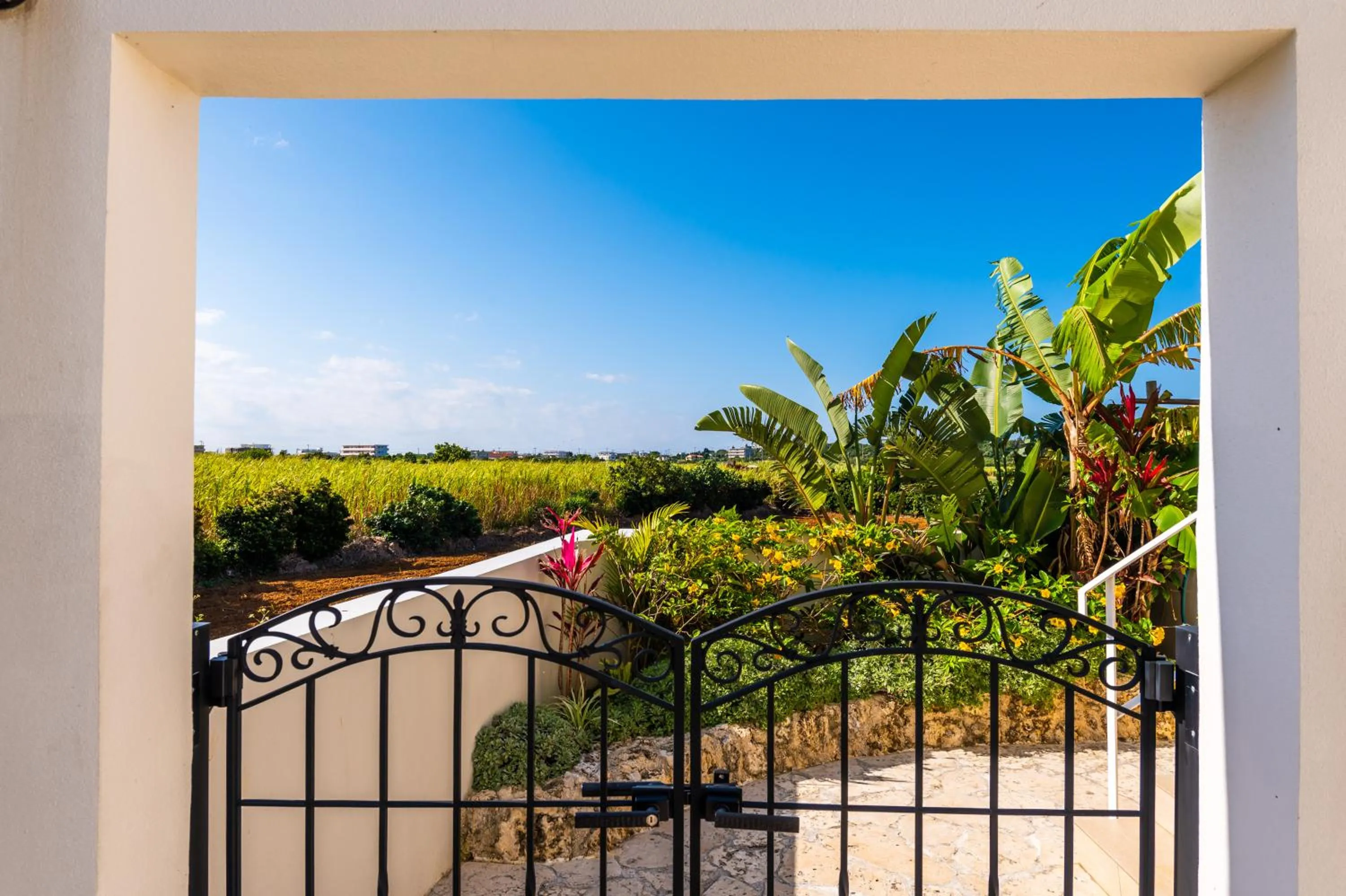 Property building in Villa Alyssum