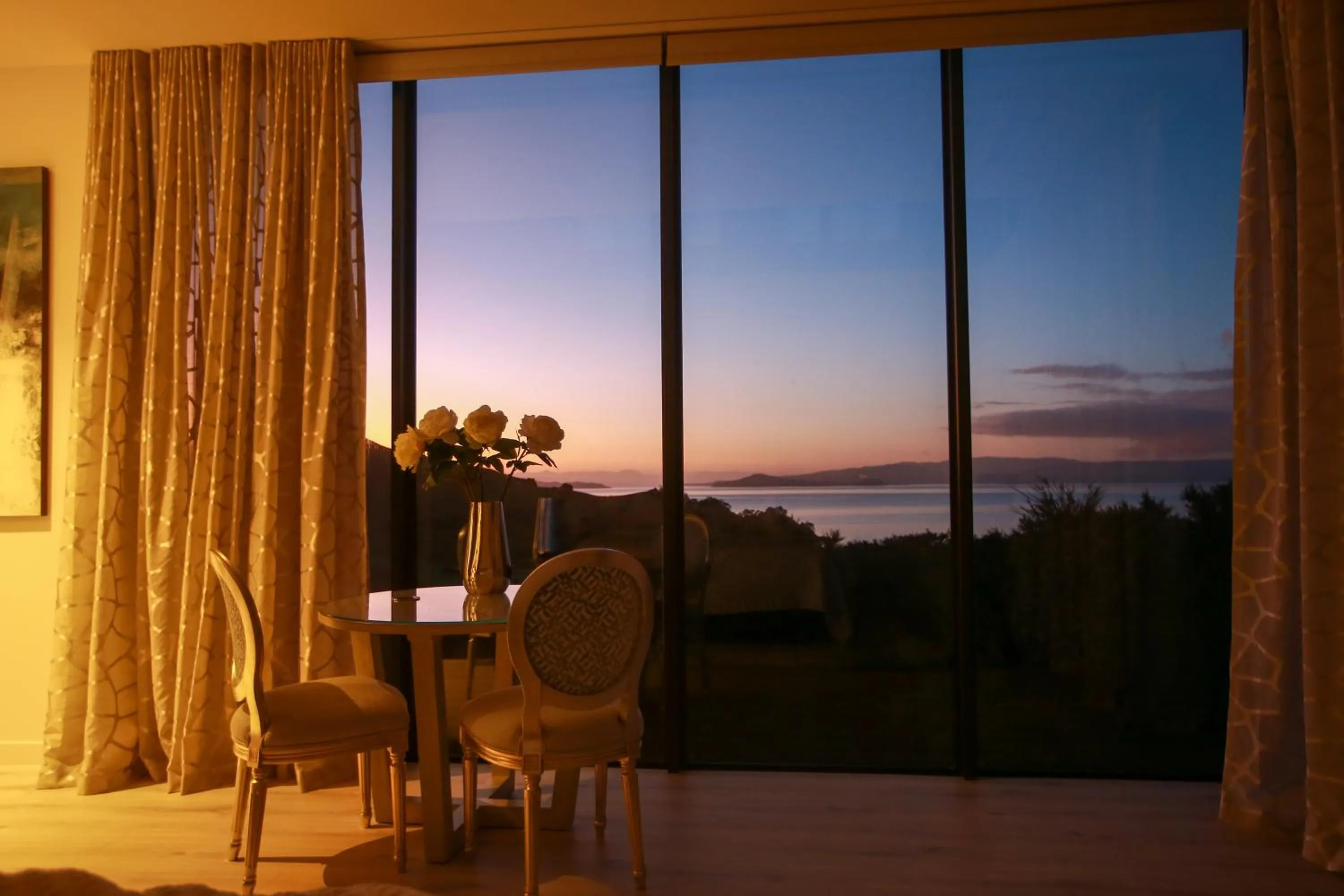 Dining area in Omana