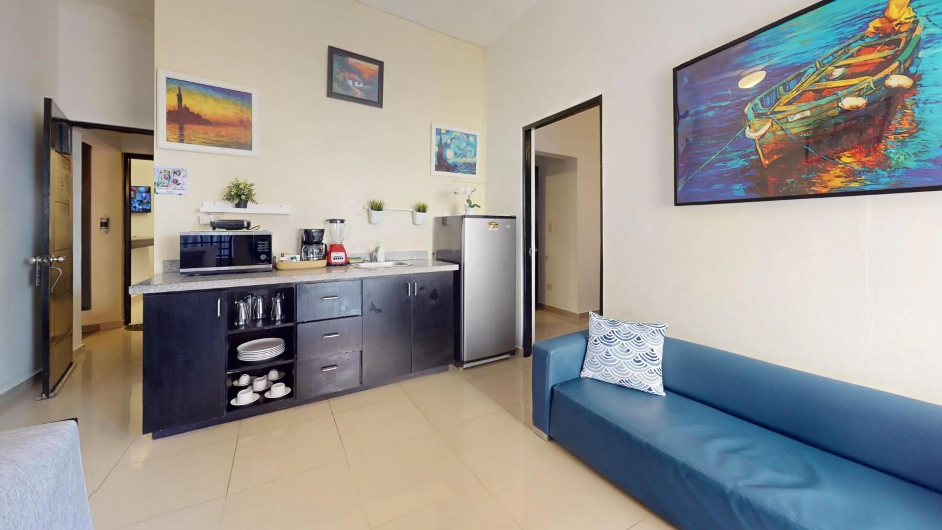 kitchen in Hotel Tau Art Residence