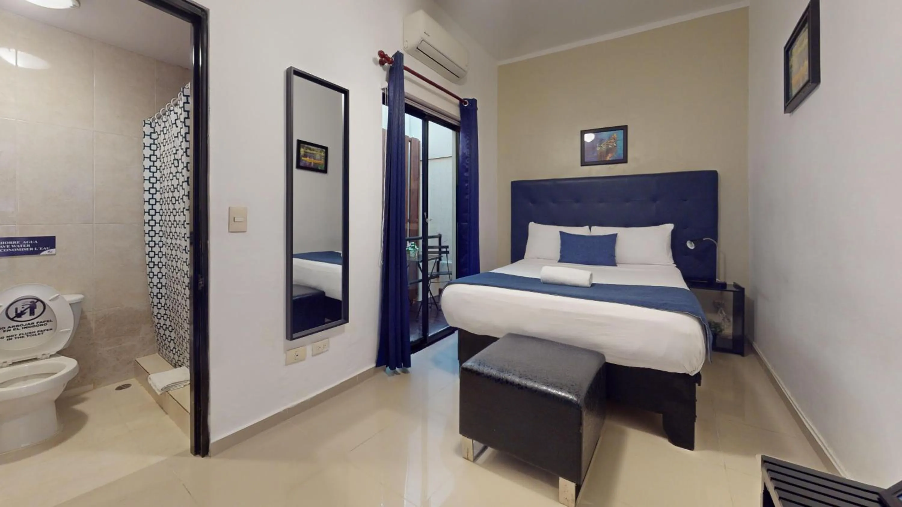 Bedroom, Bed in Hotel Tau Art Residence