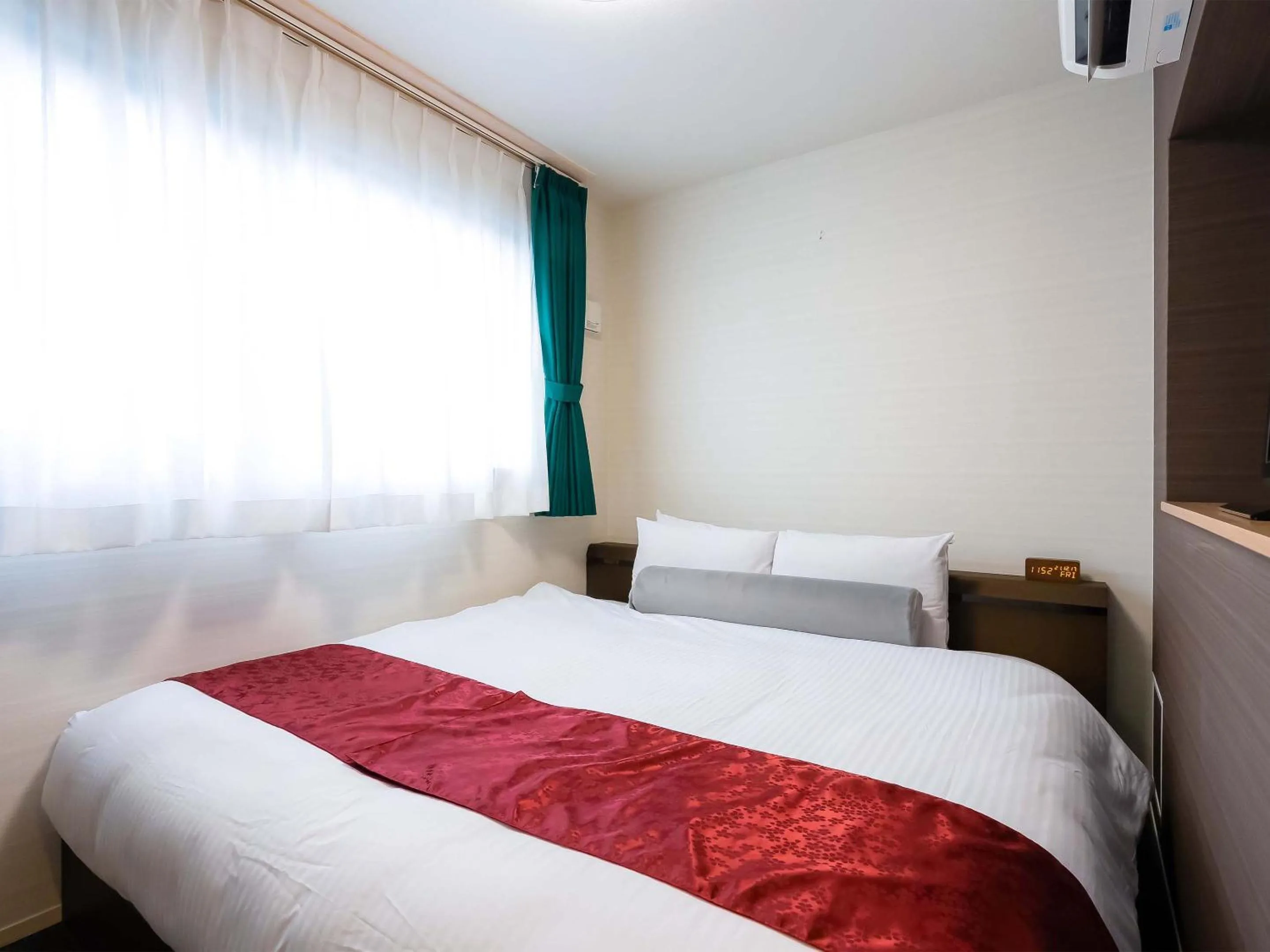 Photo of the whole room, Bed in Kyoto inn Mio