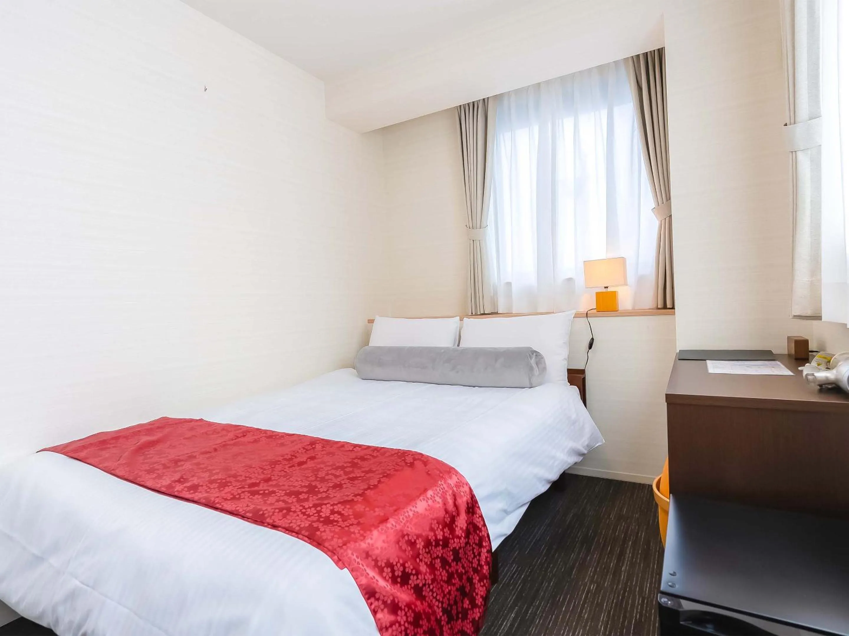 Bed in Kyoto inn Mio