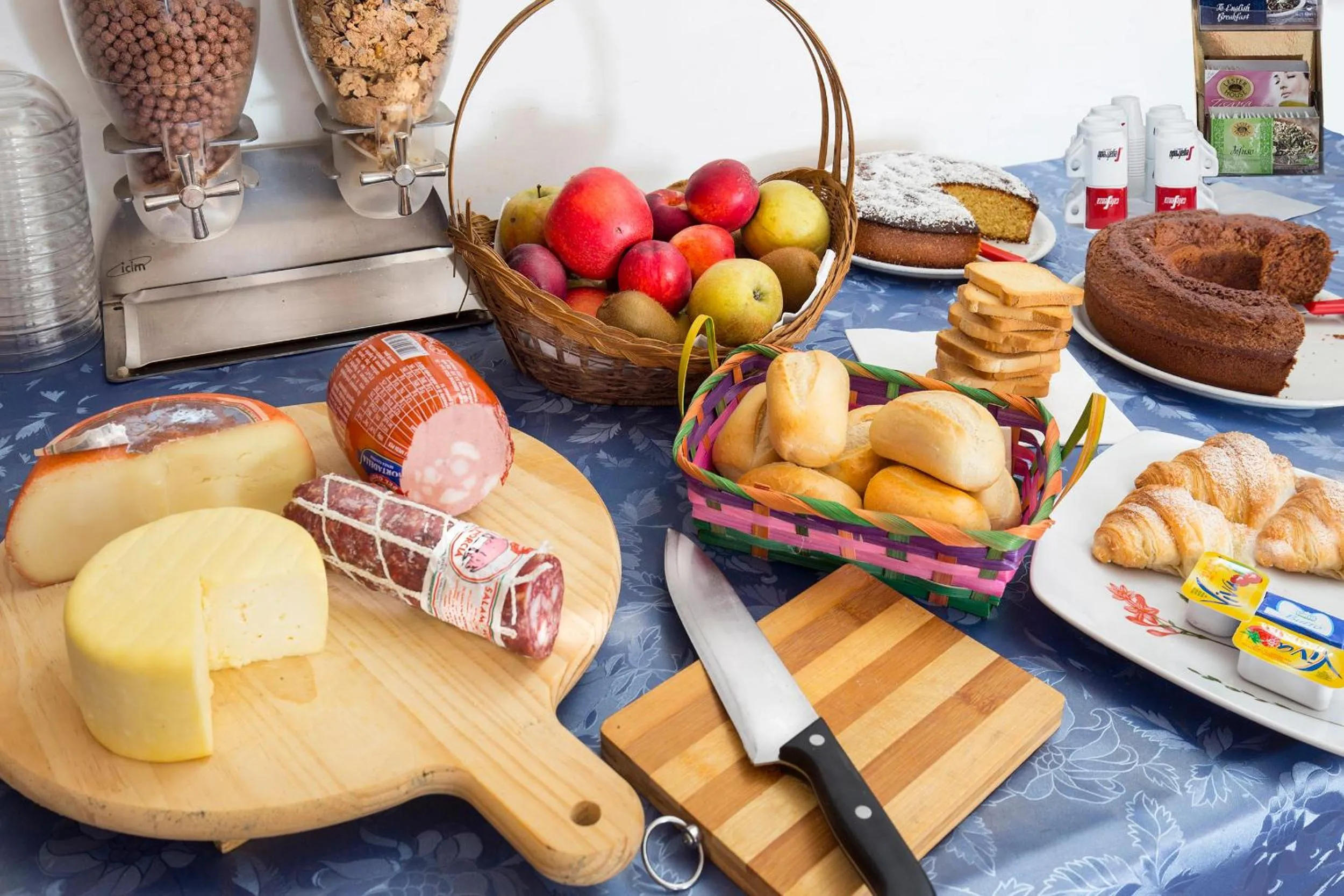 Continental breakfast in Hotel Darsena