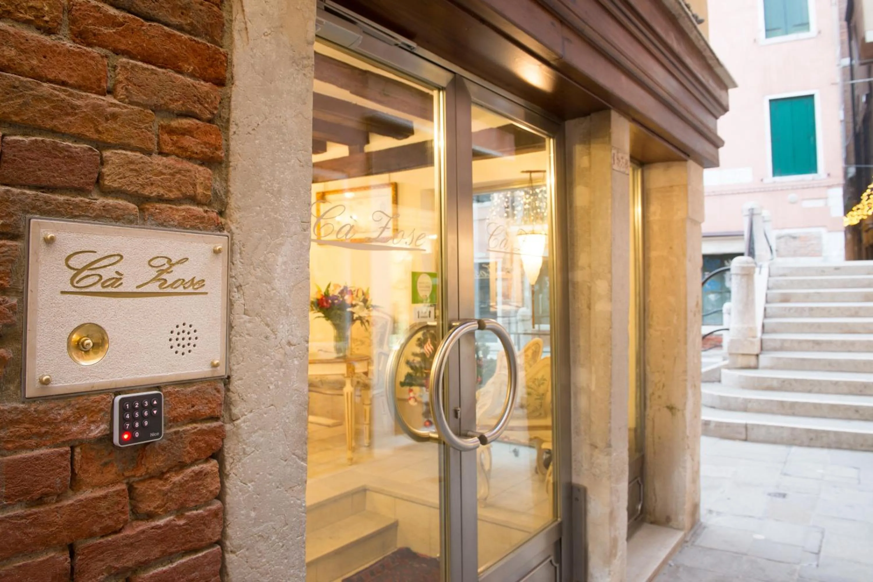 Facade/entrance in Locanda Ca' Zose