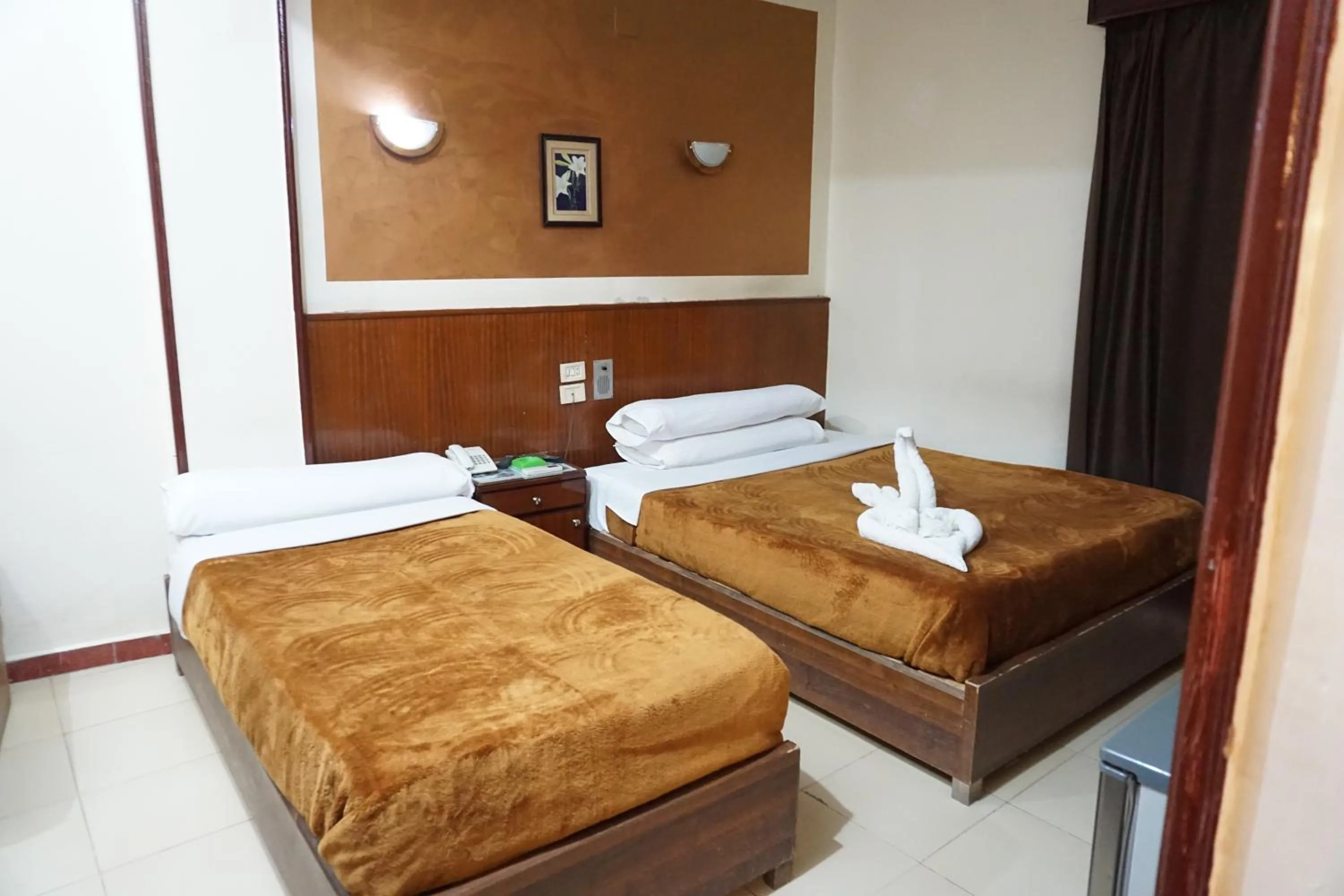 Bed in New Saint Catherine Hotel