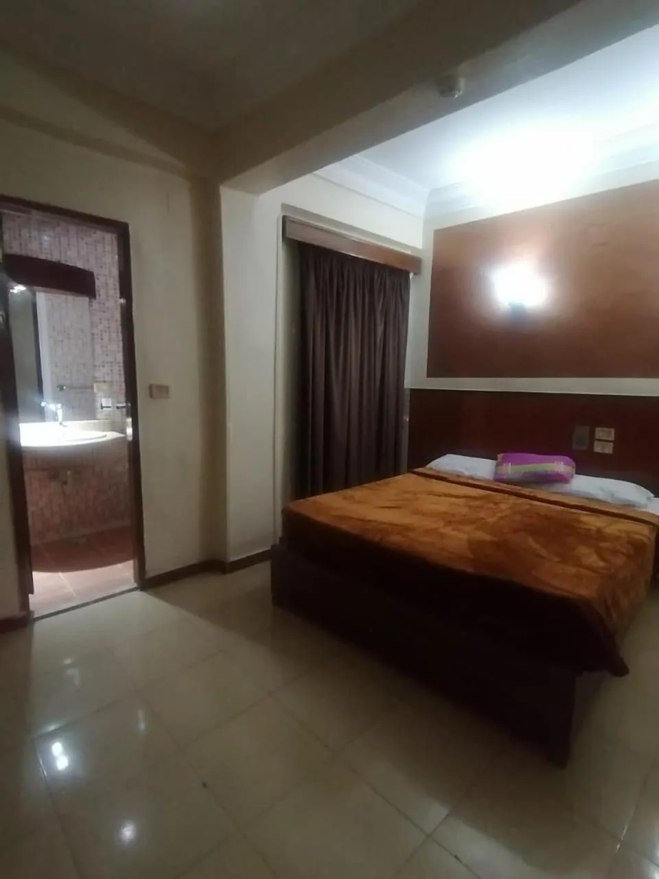 King Room in New Saint Catherine Hotel