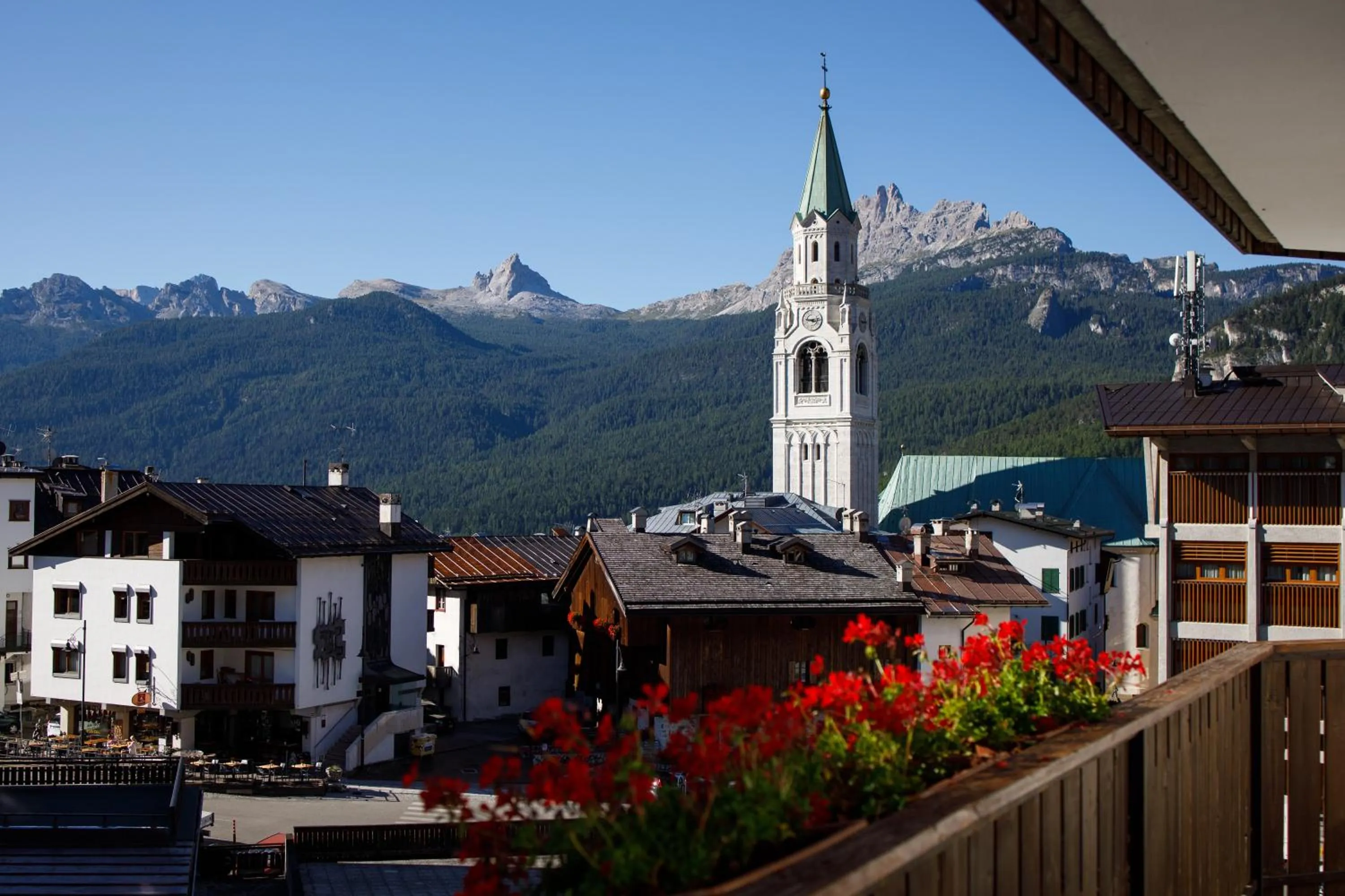 City view in Hotel Alaska Cortina