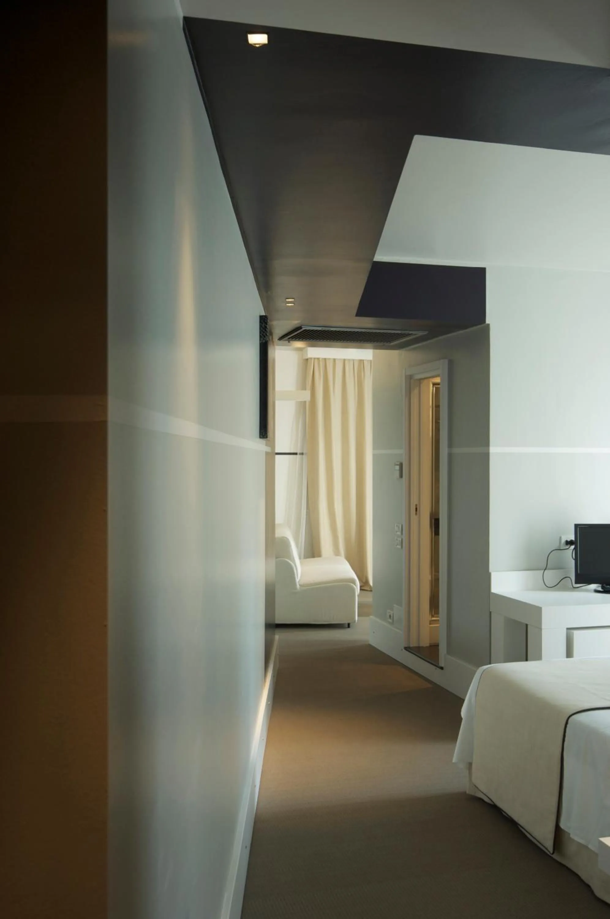 Living room, Bed in Hotel Piccolo Portofino