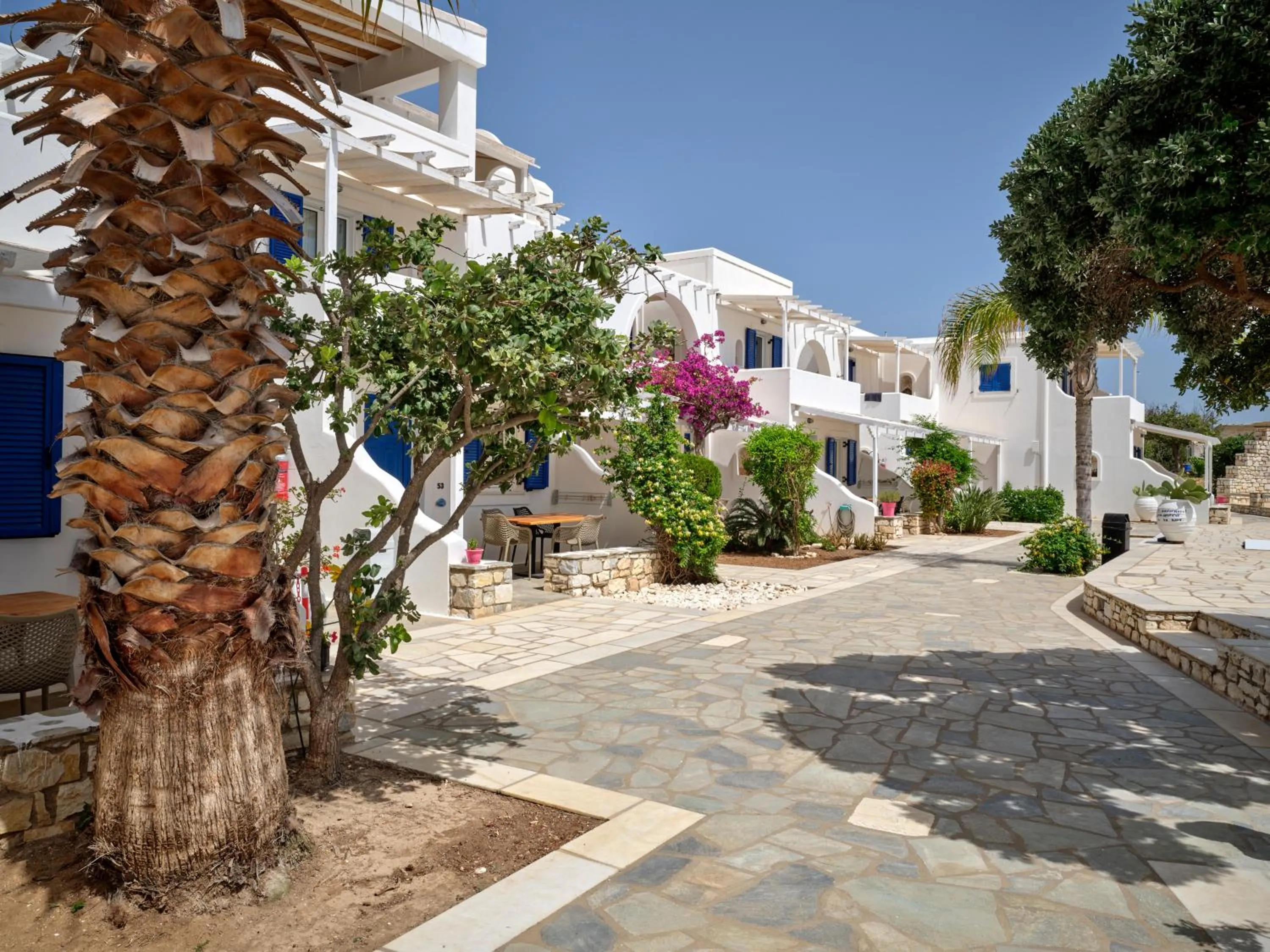 Property building in Fyrogenis palace