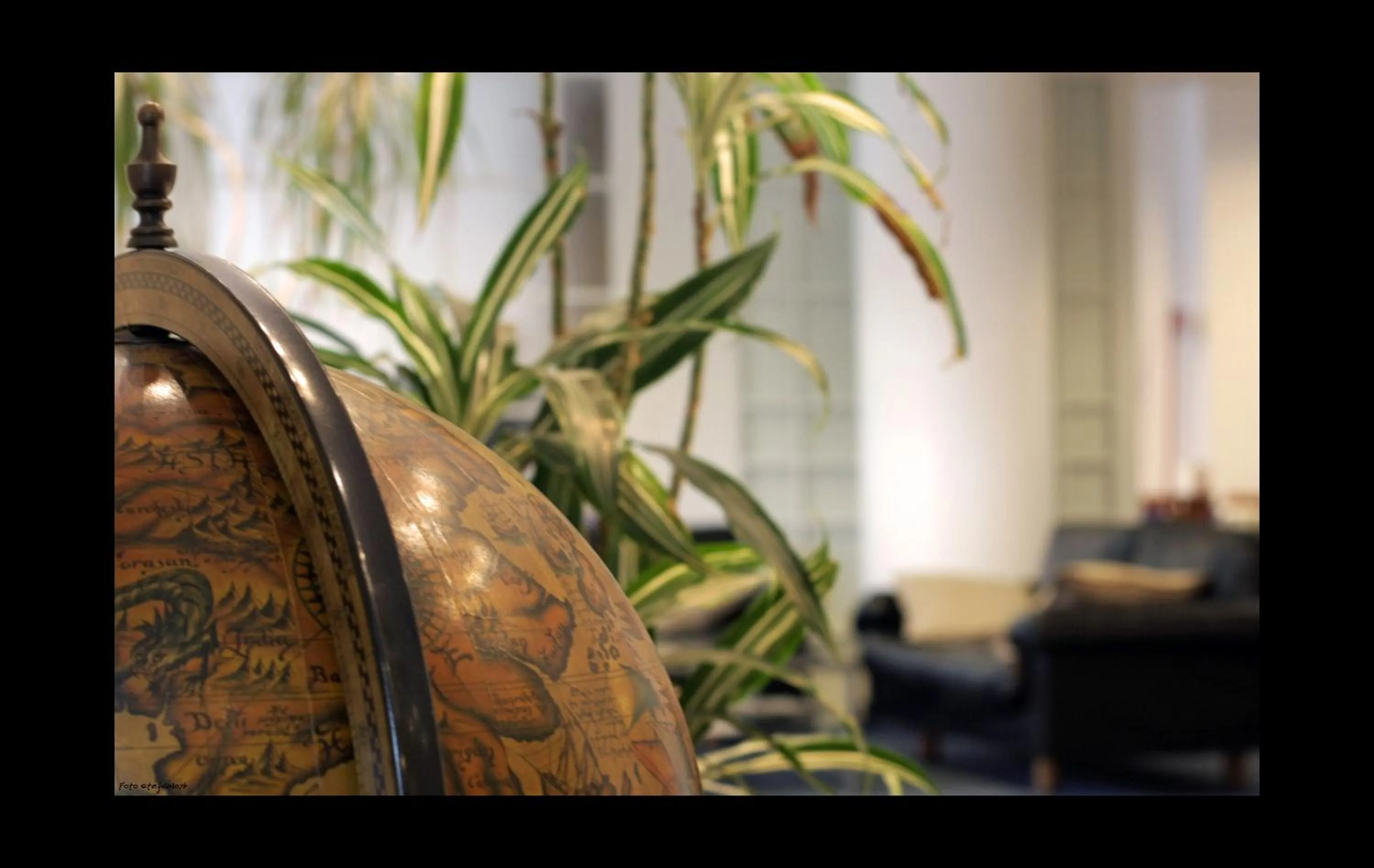 Decorative detail in Hotel Astoria