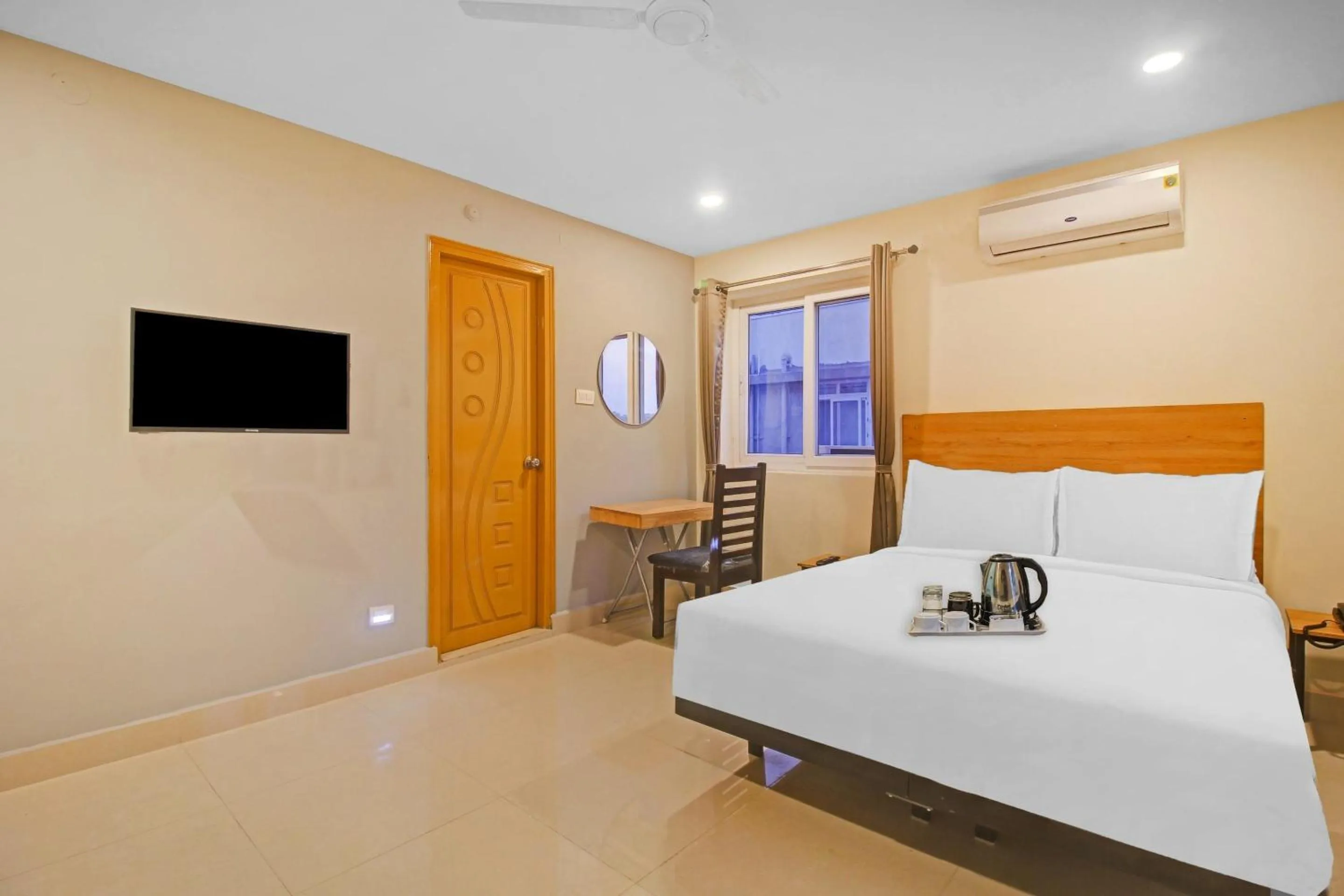 Bedroom, Bed in Townhouse Whiteridge Gachibowli Near AIG Hospital