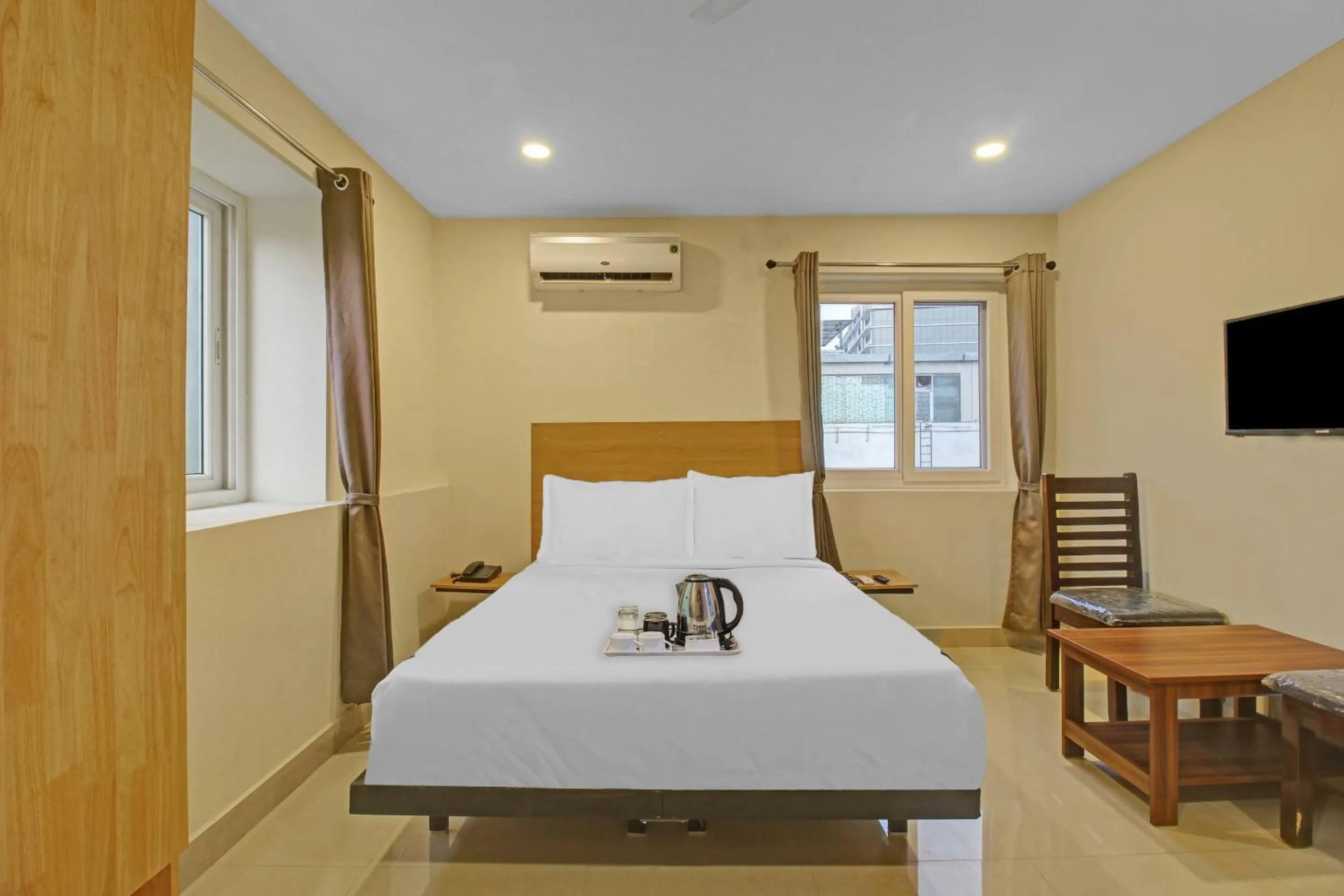Bedroom, Bed in Townhouse Whiteridge Gachibowli Near AIG Hospital