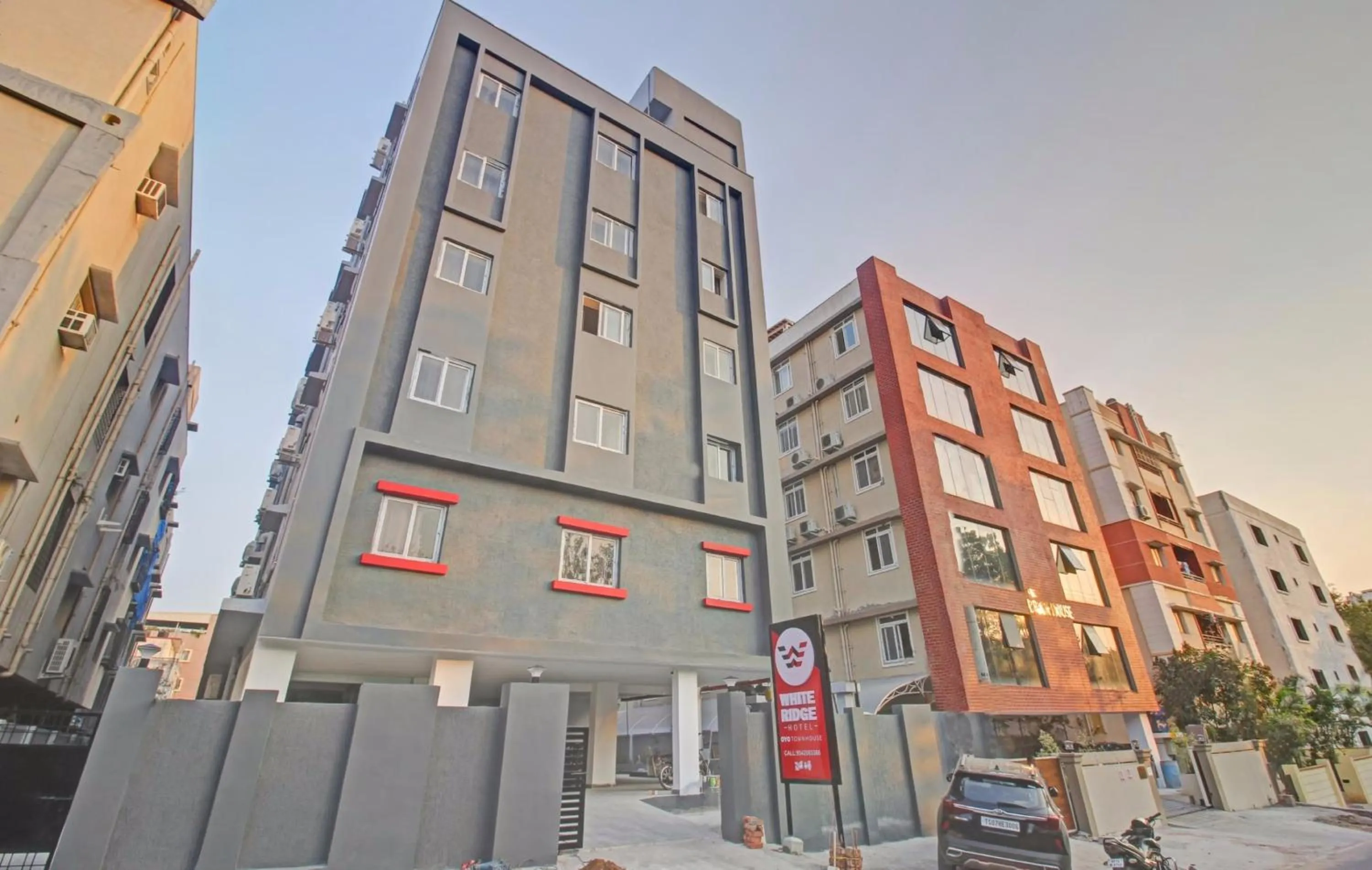 Facade/entrance in Townhouse Whiteridge Gachibowli Near AIG Hospital