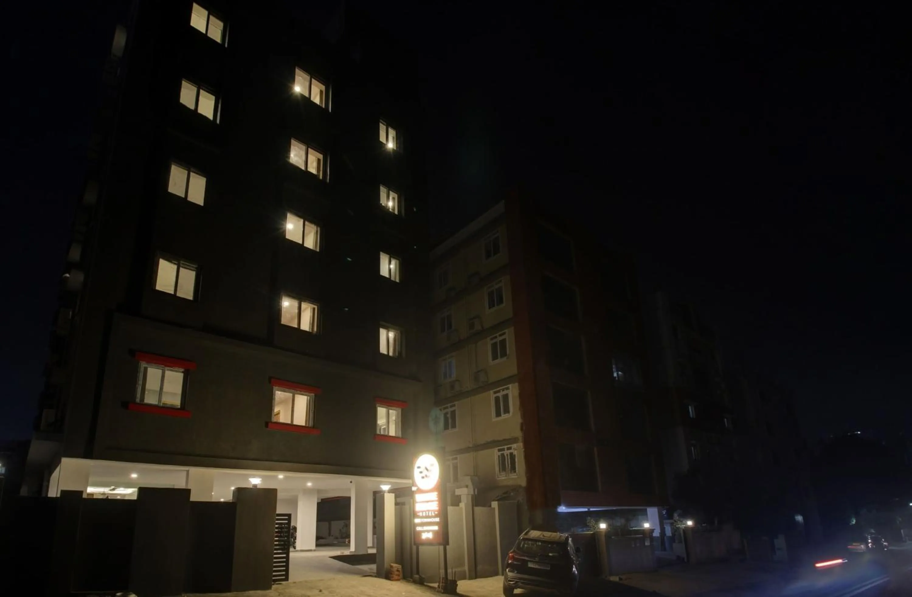 Facade/entrance in Townhouse Whiteridge Gachibowli Near AIG Hospital