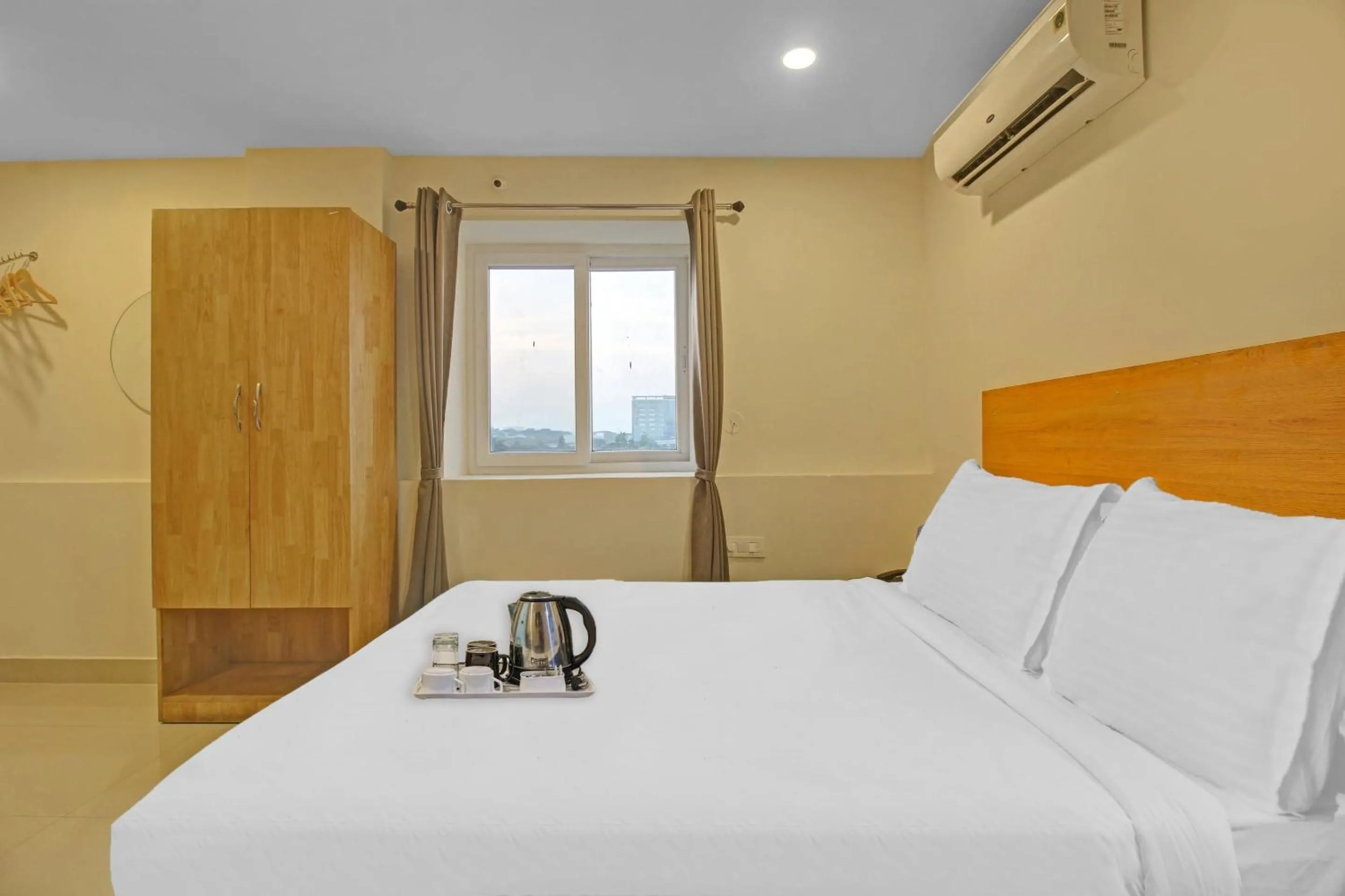 Bedroom, Bed in Townhouse Whiteridge Gachibowli Near AIG Hospital