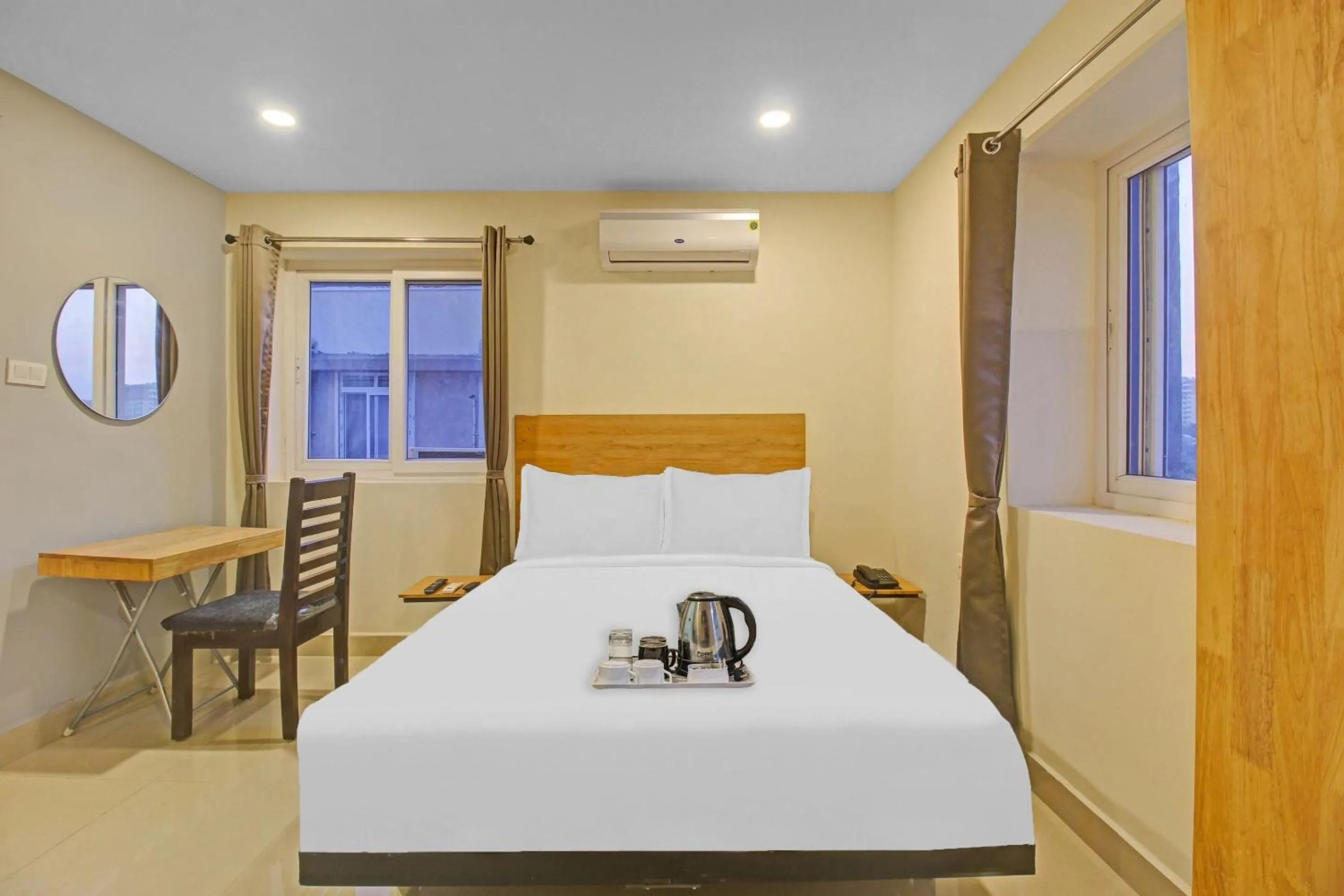 Bedroom, Bed in Super Townhouse Whiteridge Gachibowli Near AIG Hospital
