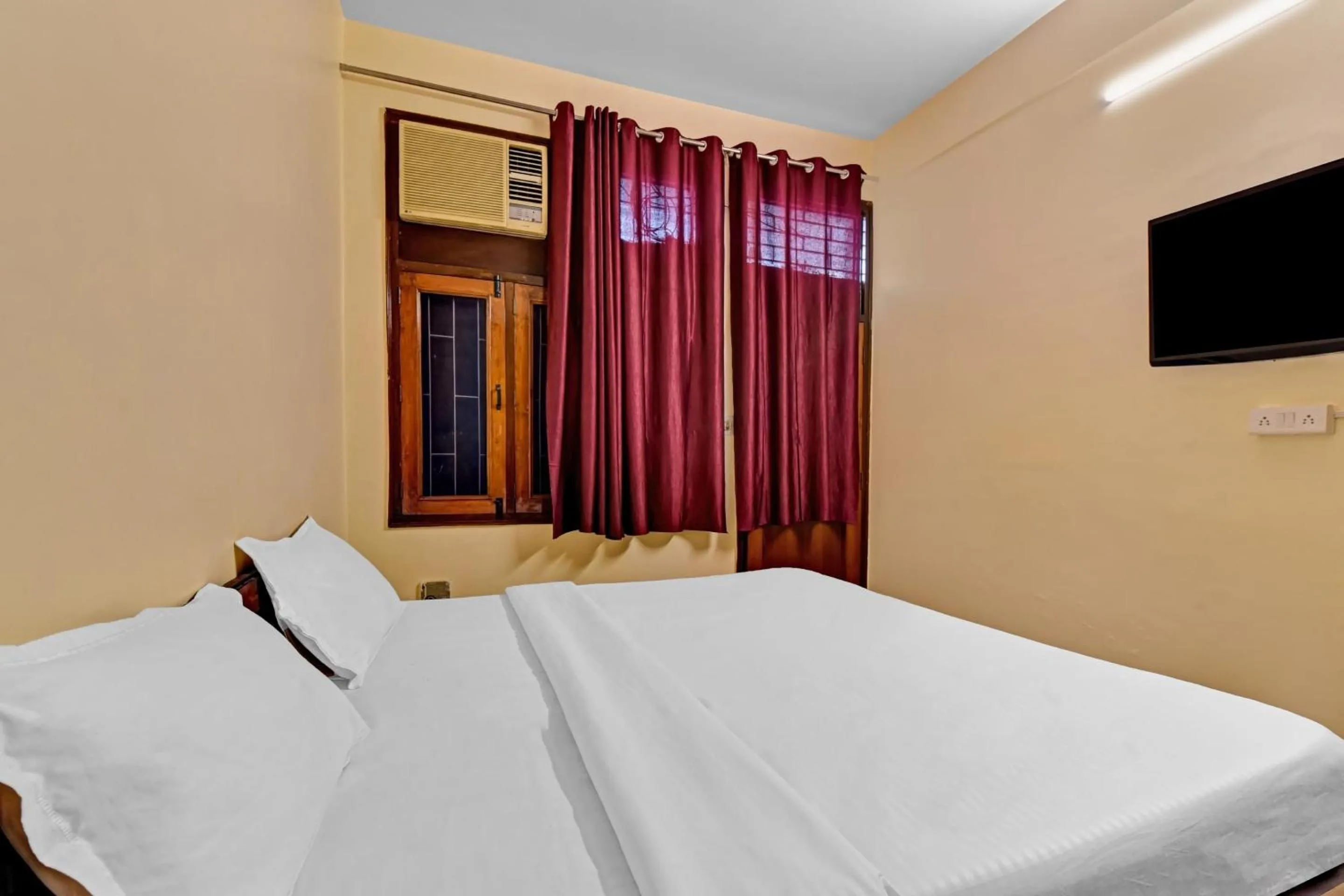 Bedroom in Hotel O Om Naman