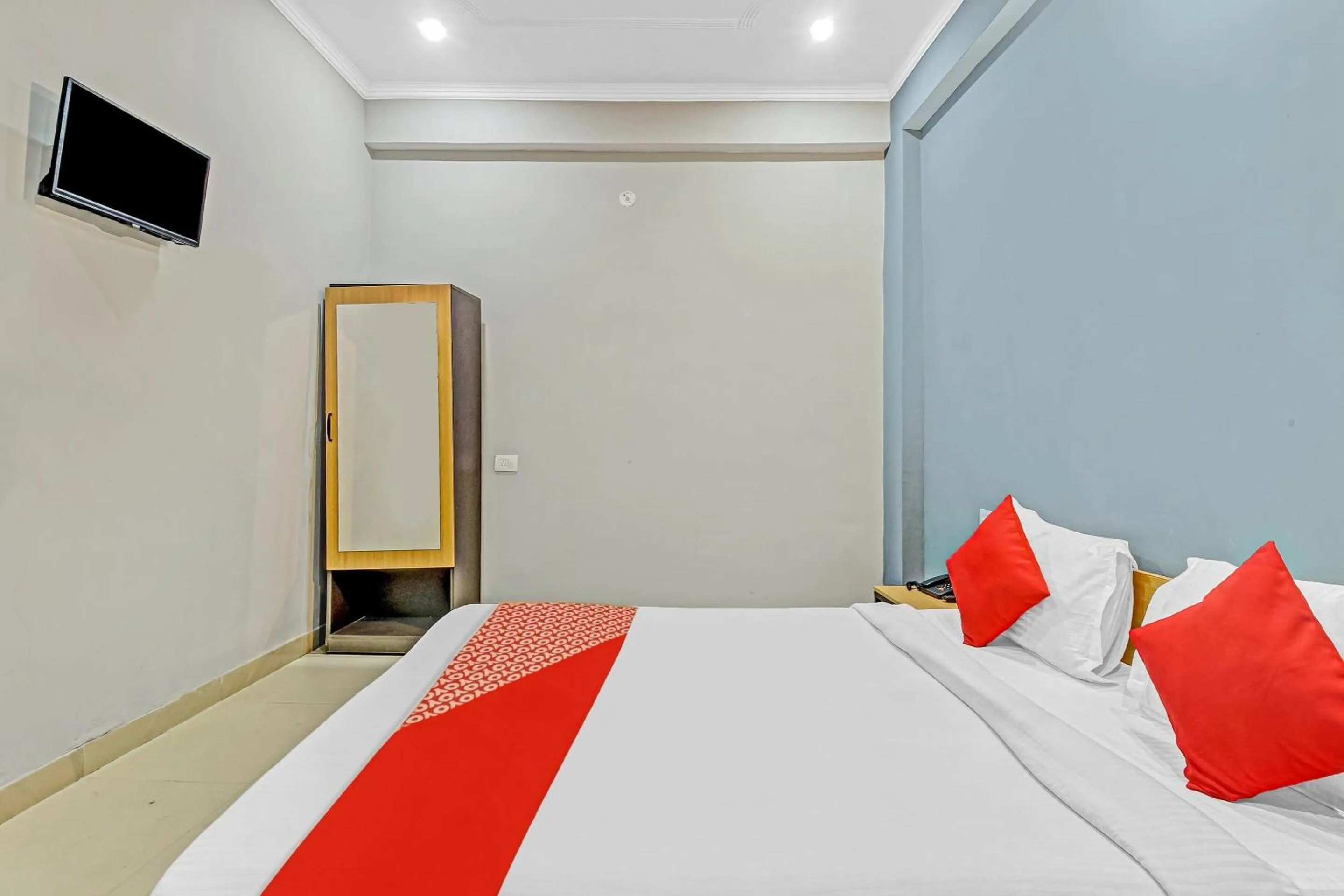 Bedroom, Bed in Super Hotel O Oriphic Inn
