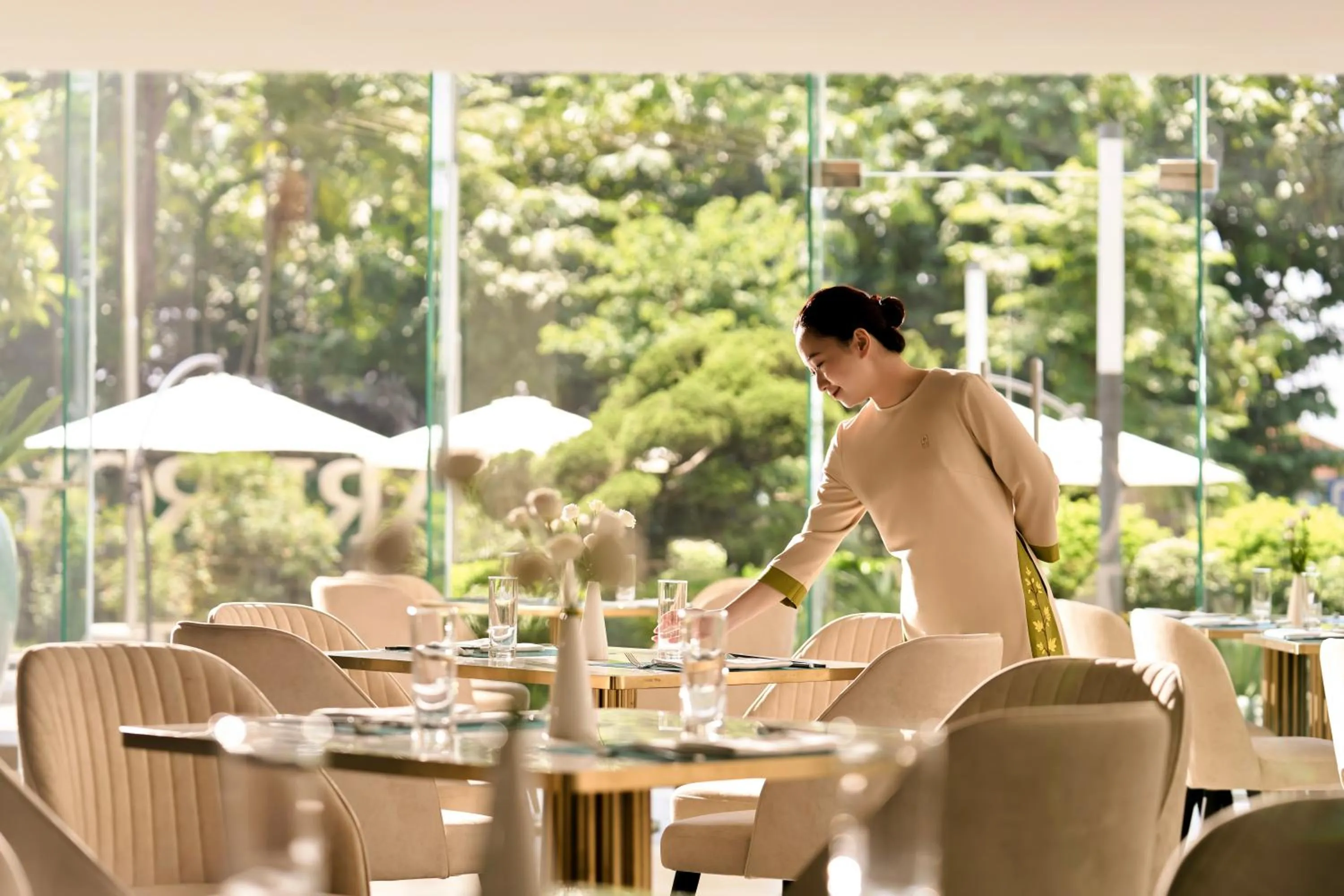 Restaurant/places to eat in PARKROYAL Serviced Suites Hanoi