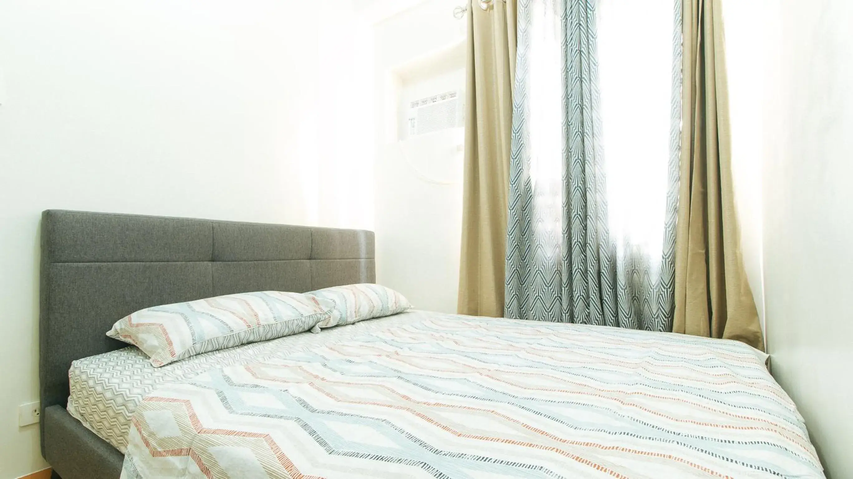 Family Room in Jamah's Staycation at SMDC Trees Residences by RedDoorz Family Room in Jamah's Staycation at SMDC Trees Residences by RedDoorz