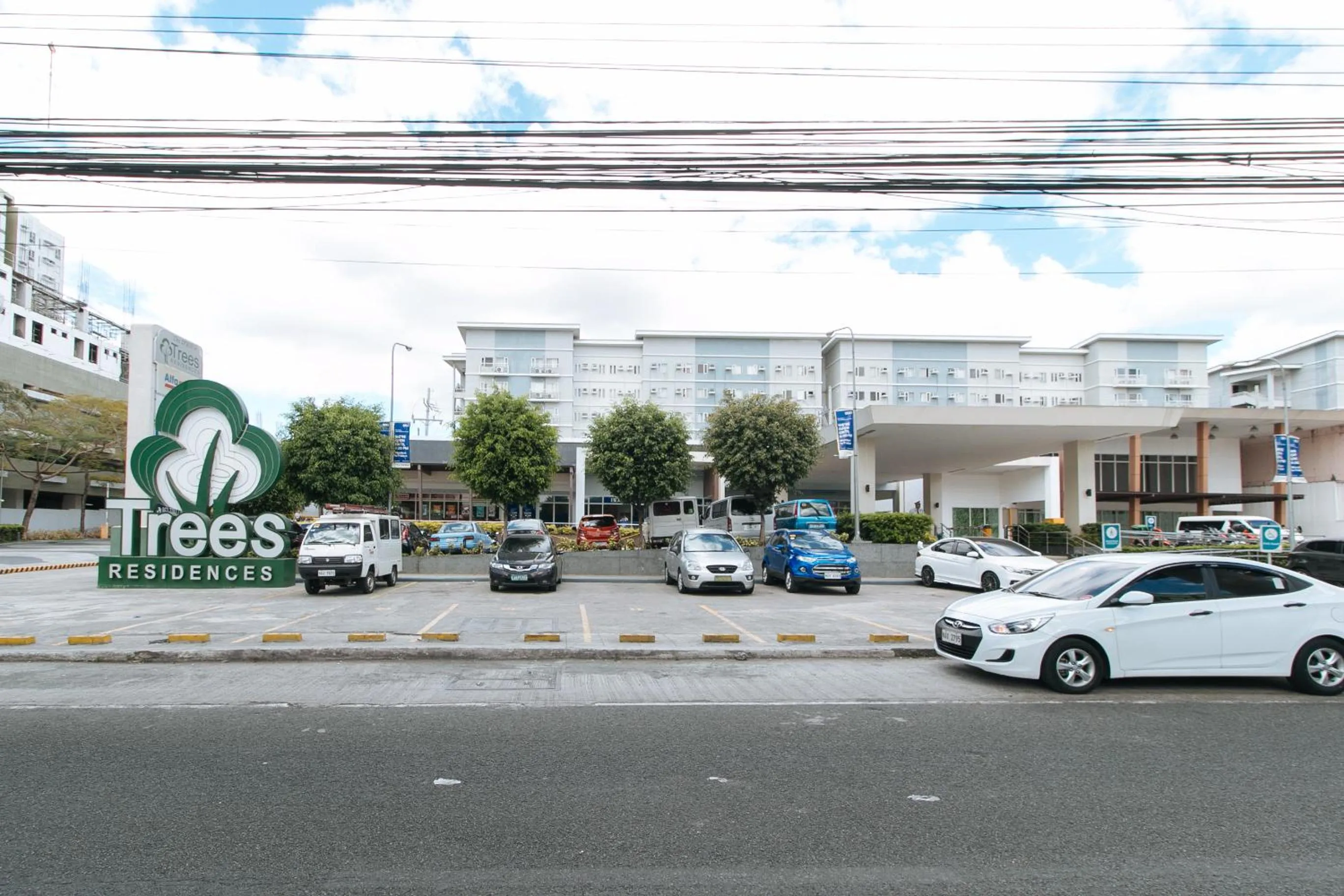 Property building in Jamah's Staycation at SMDC Trees Residences by RedDoorz