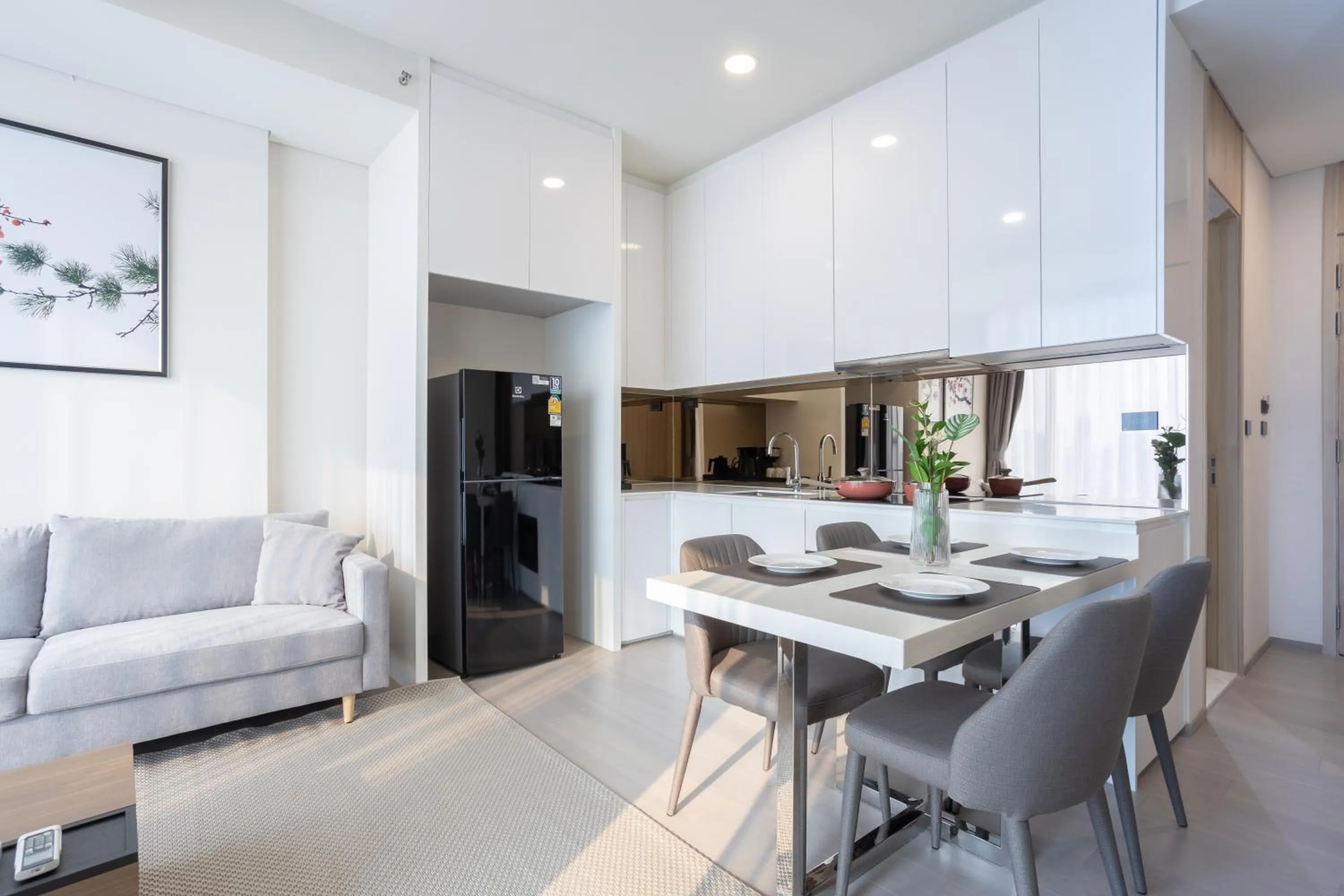 Kitchen or kitchenette in Wyndham Garden Bangkok Sukhumvit 42