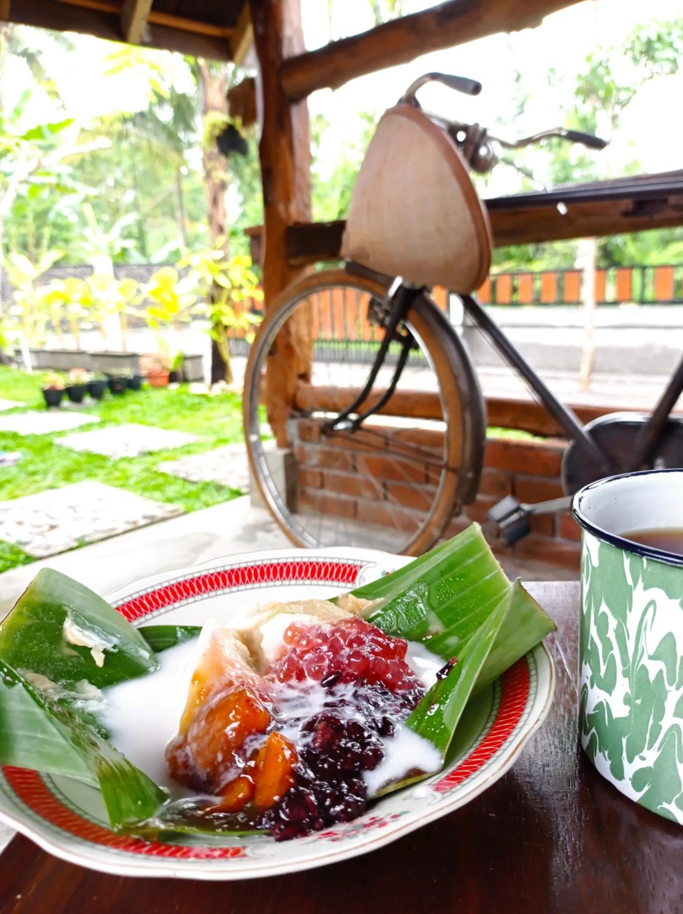 Angler Homestay & Joglo