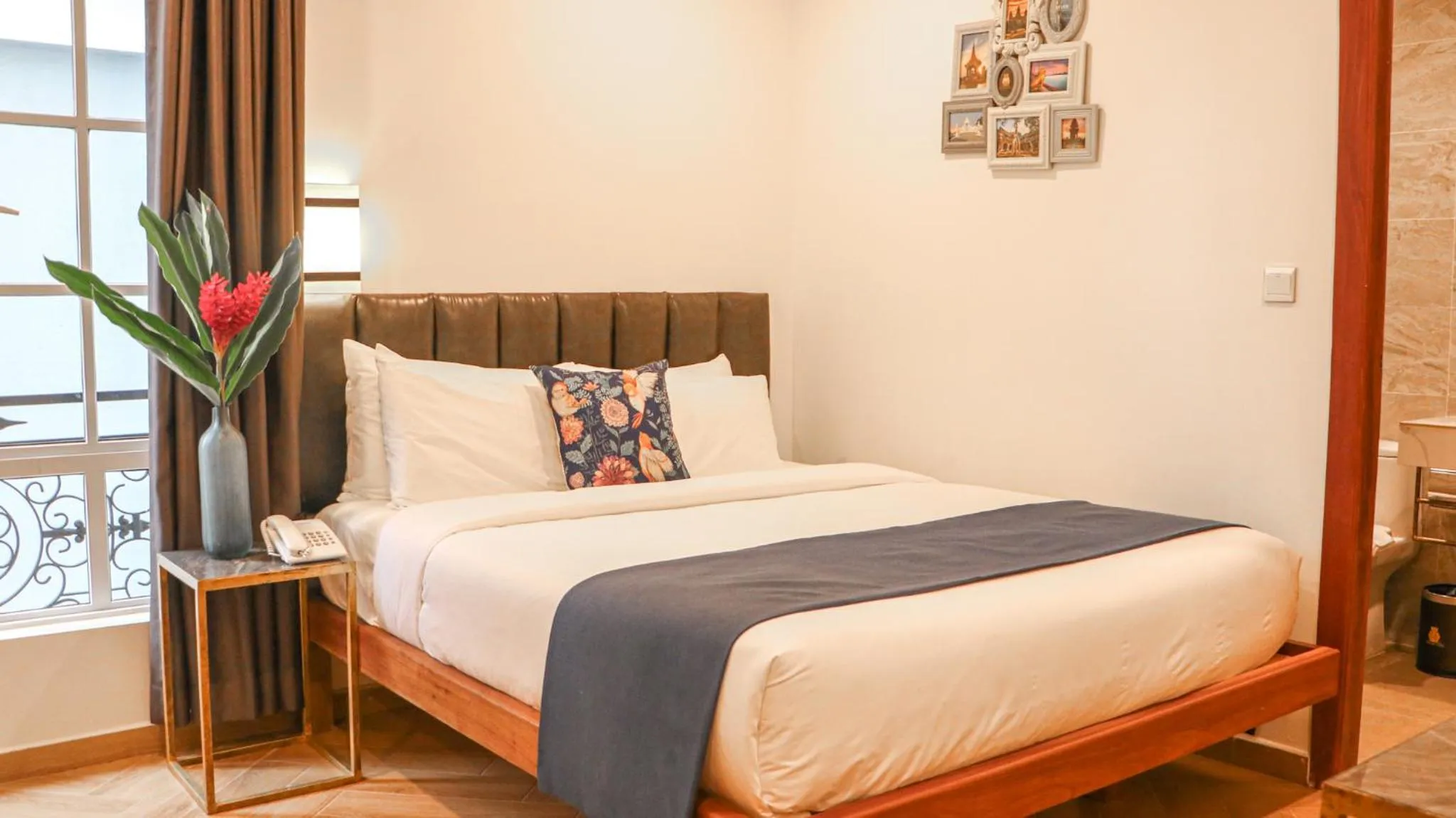 Bed in Mettavary Hotel