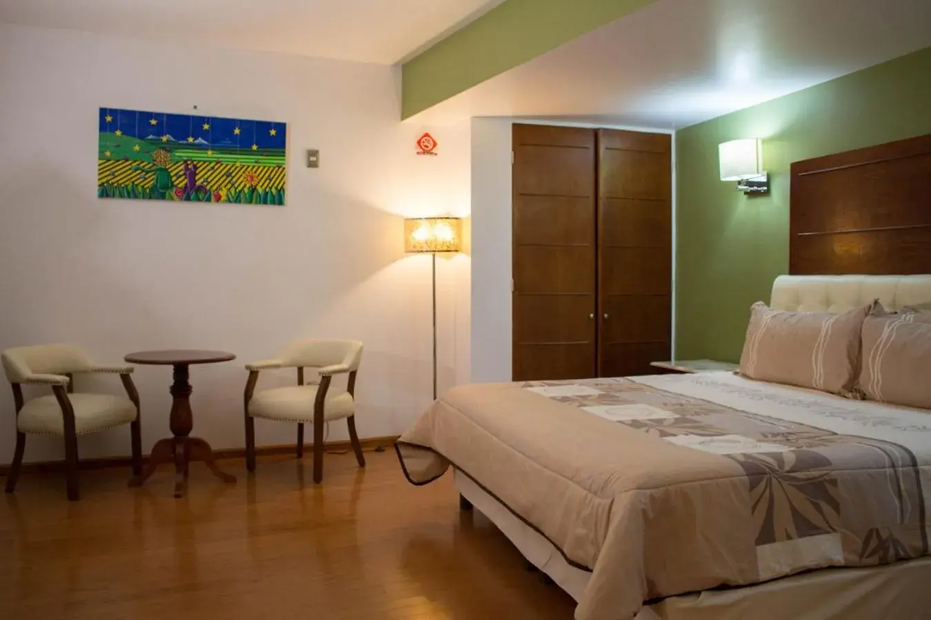 Queen Suite in Hotel Malinalli Queen Suite in Hotel Malinalli