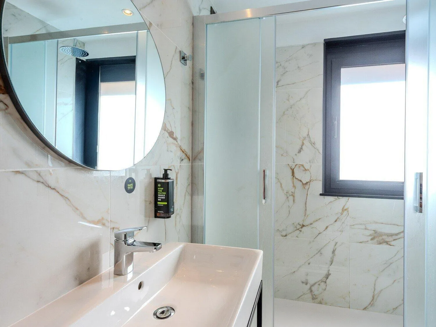 Bathroom in B&B Hotel Firenze Pitti Palace al Ponte Vecchio