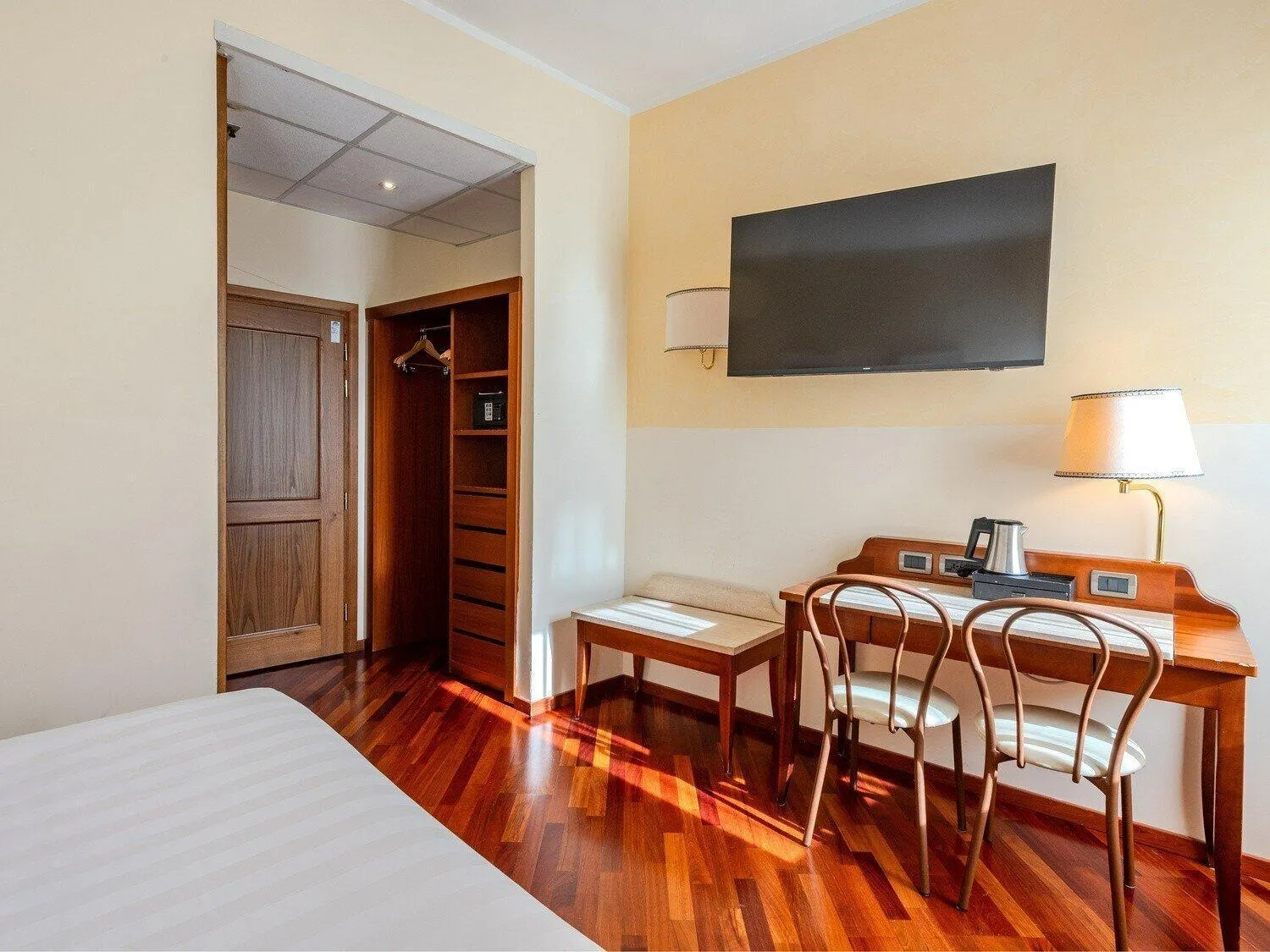 Photo of the whole room, Bed in B&B Hotel Firenze Pitti Palace al Ponte Vecchio