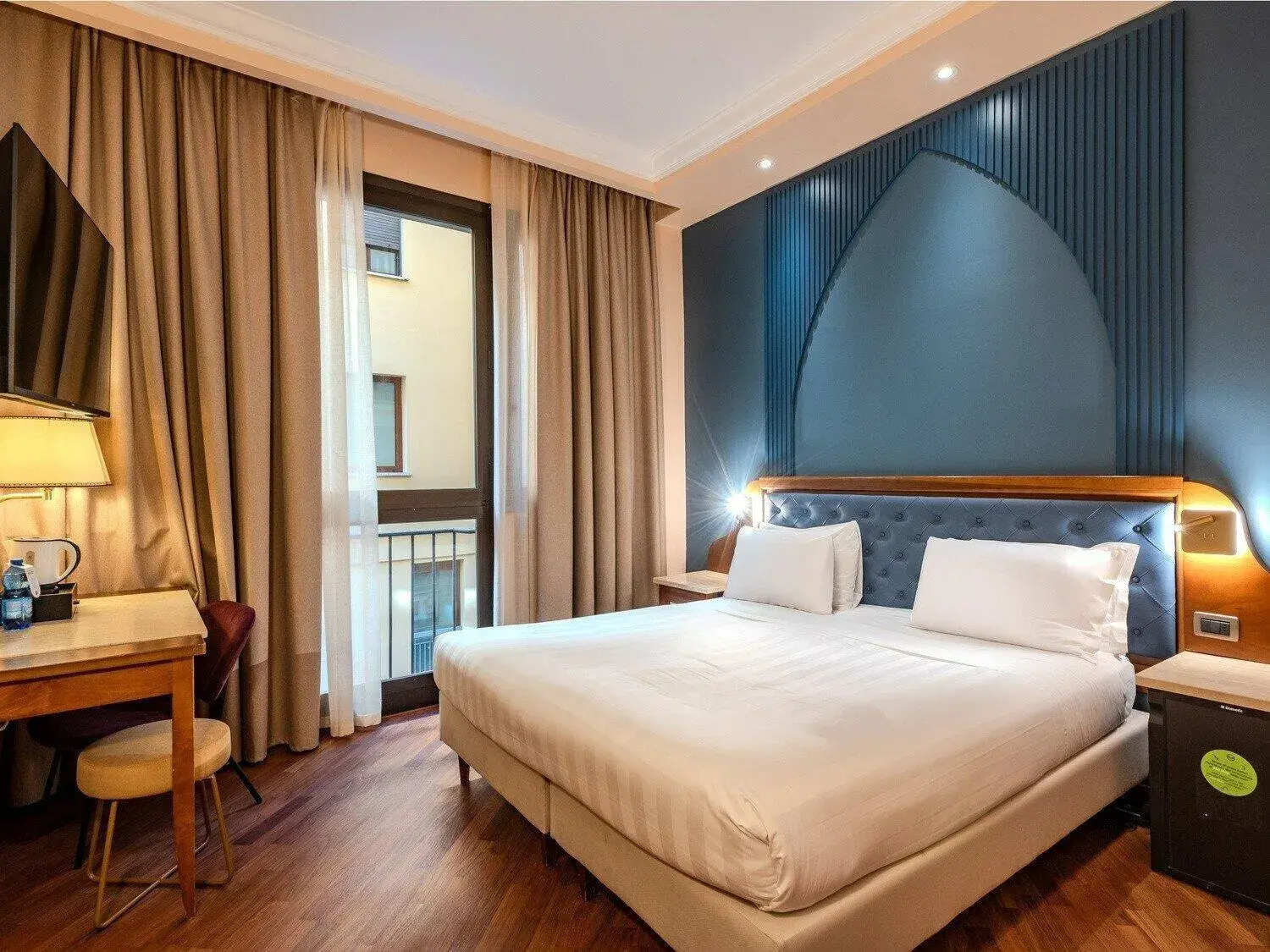 Double Room with City View in B&B Hotel Firenze Pitti Palace al Ponte Vecchio Double Room with City View in B&B Hotel Firenze Pitti Palace al Ponte Vecchio