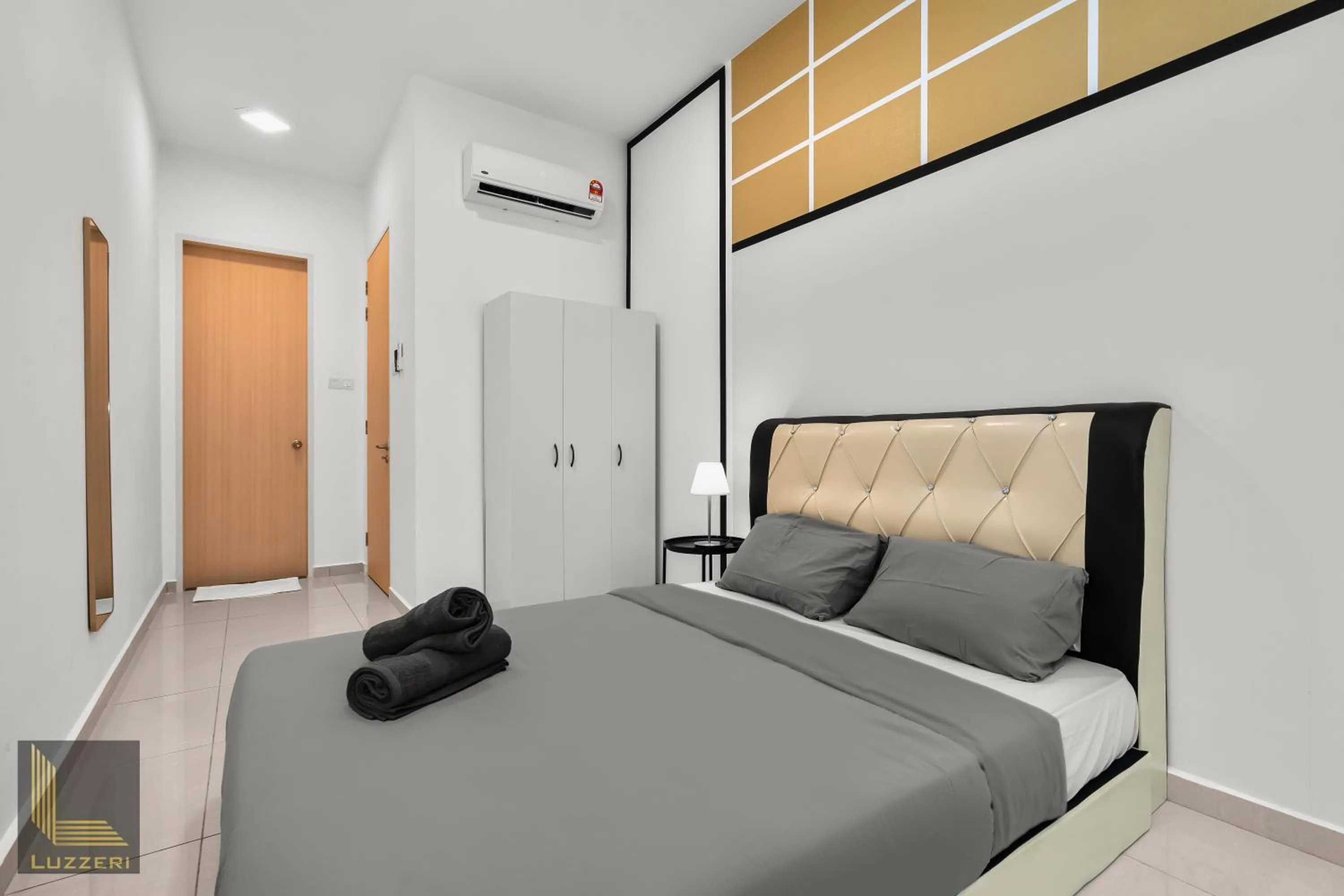 Bed in Legasi Kampung Baru Guesthouse