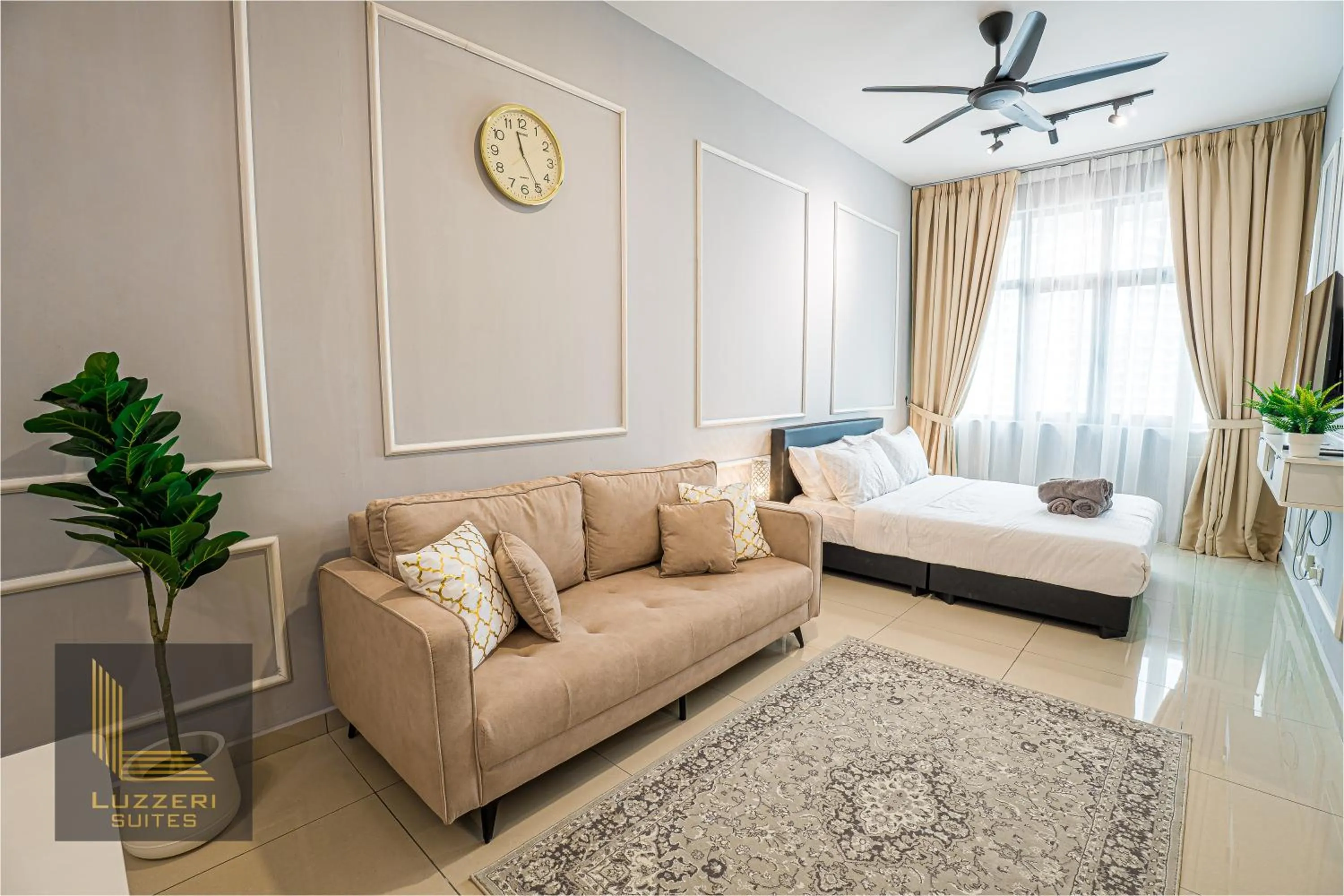 Bed in Legasi Kampung Baru Guesthouse