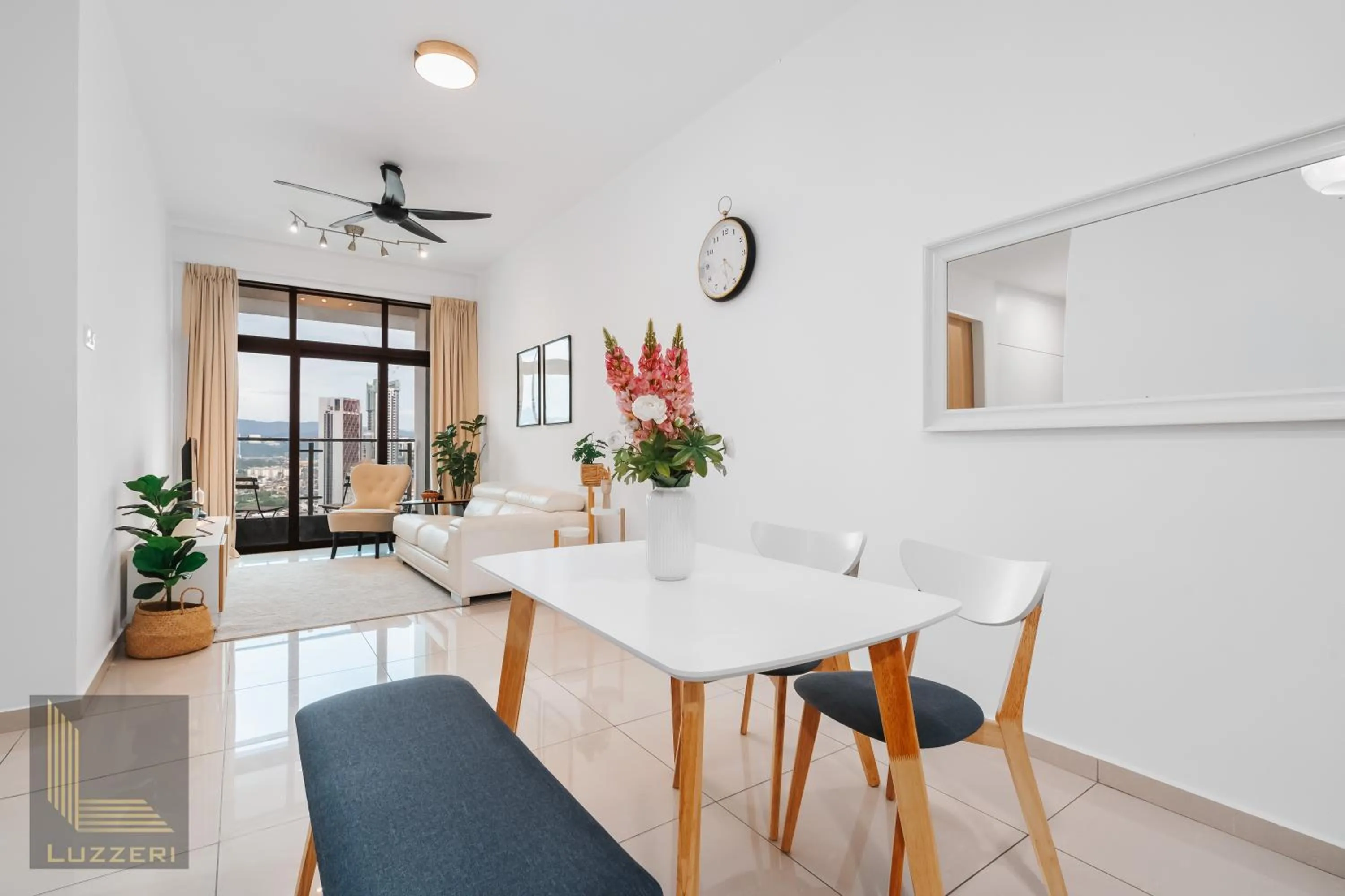 Living room in Legasi Kampung Baru Guesthouse