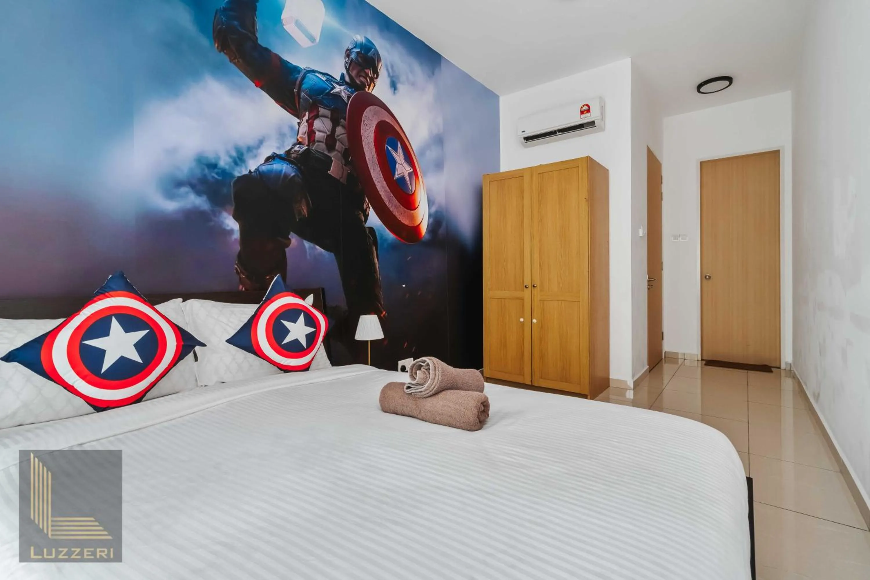 Bed in Legasi Kampung Baru Guesthouse