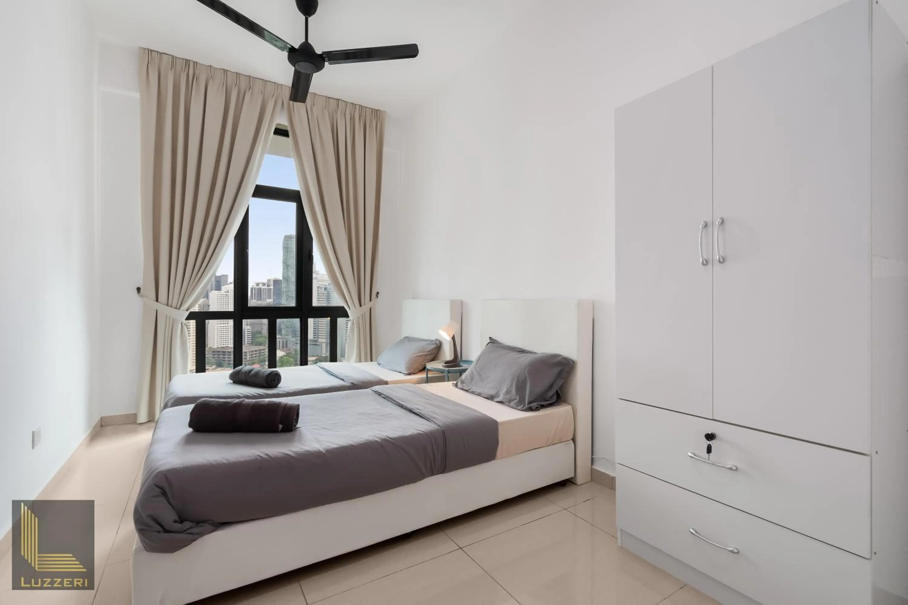 Bed in Legasi Kampung Baru Guesthouse