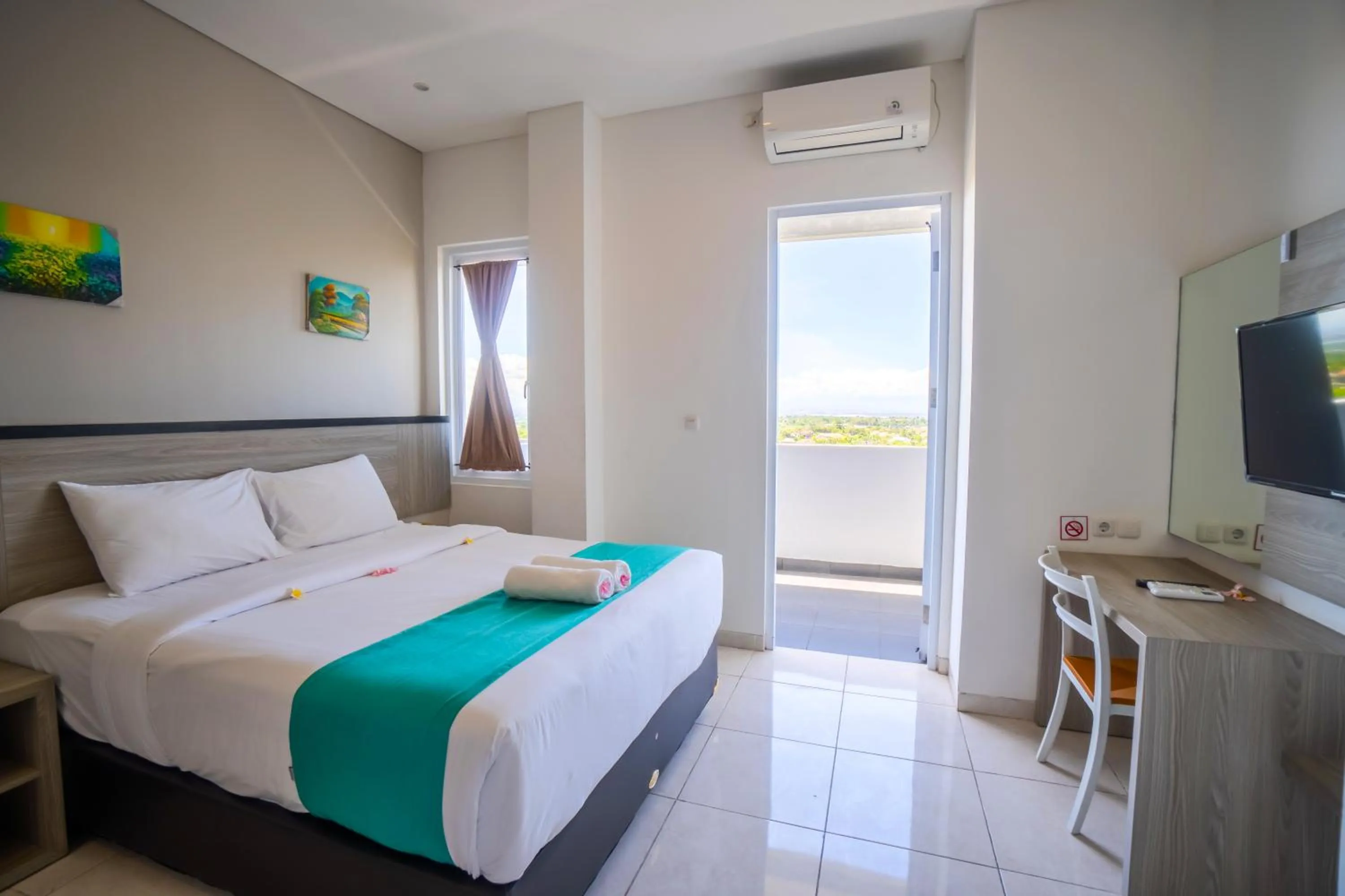 Bedroom, Bed in Nivasa Hotel