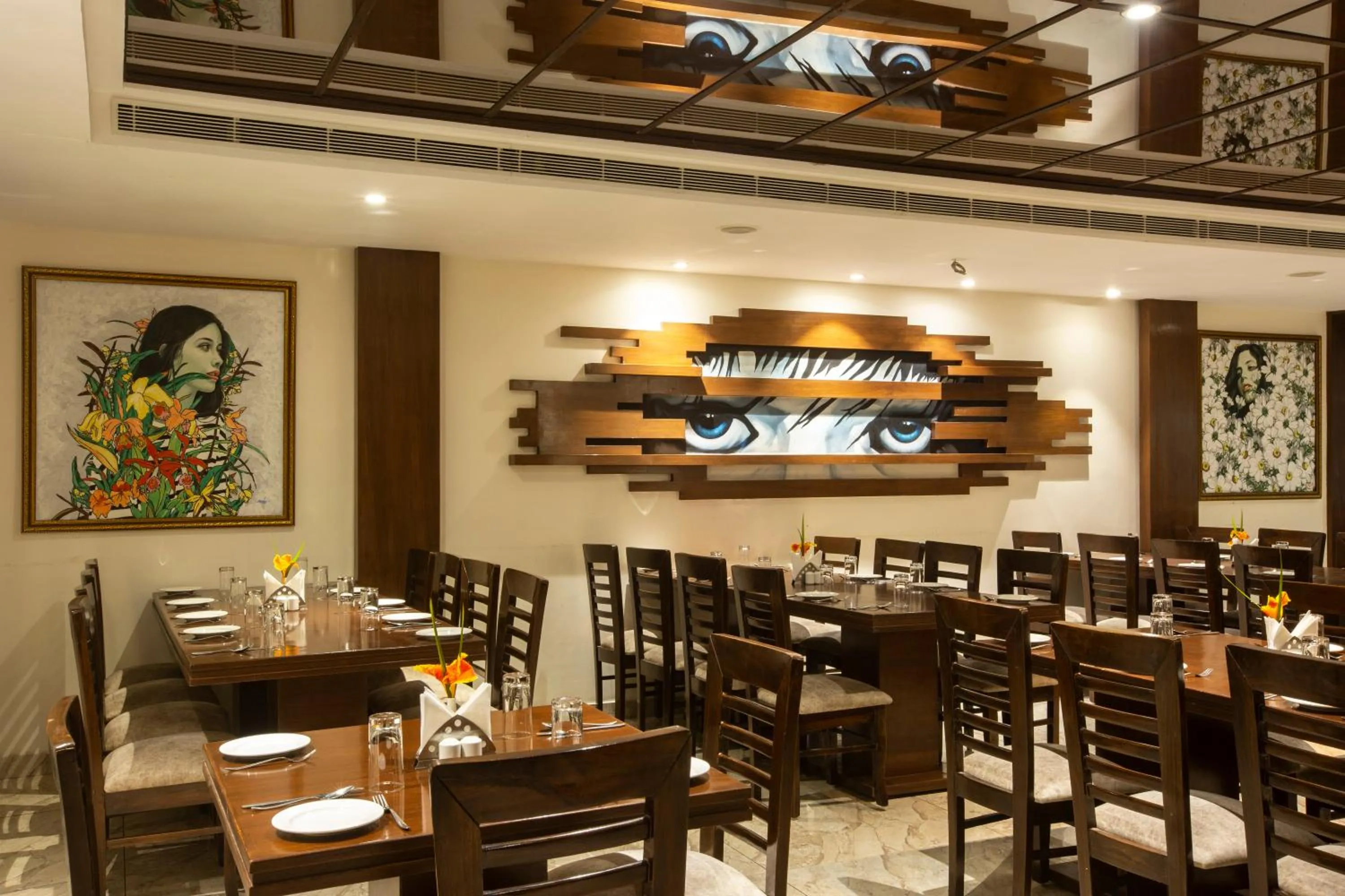 Restaurant/places to eat in INDE Reva Resorts Rishhikesh