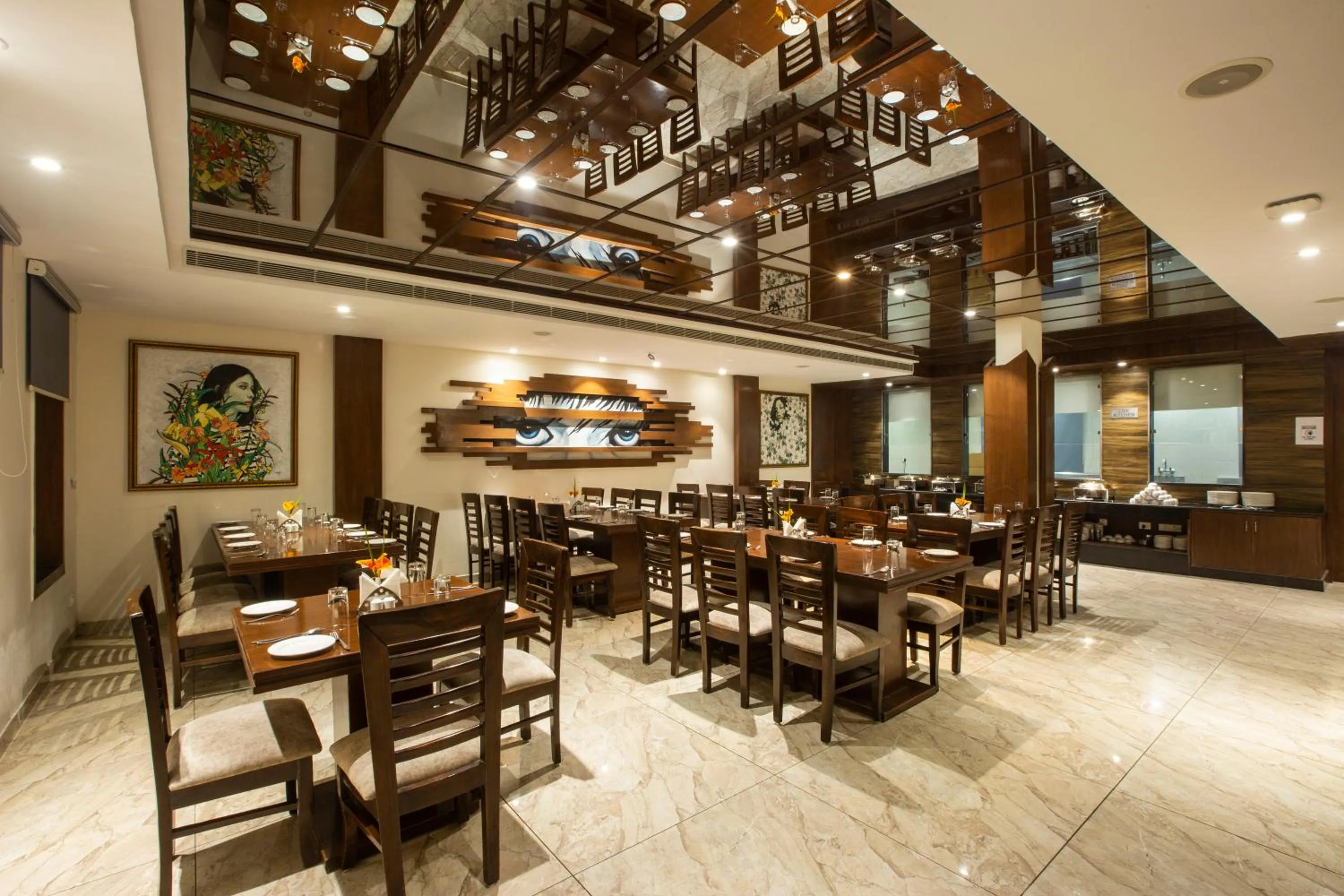 Restaurant/places to eat in INDE Reva Resorts Rishhikesh