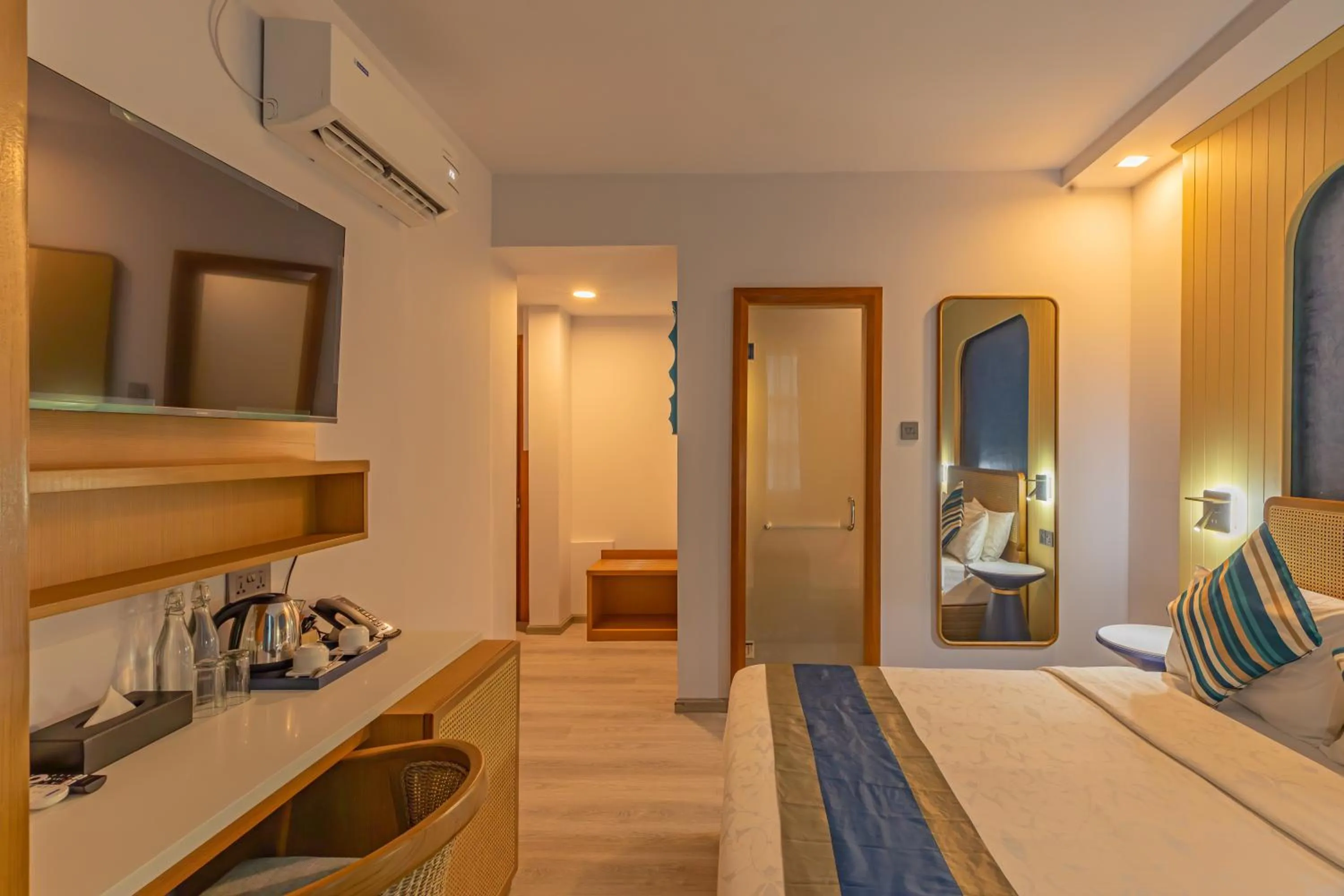 TV and multimedia, Bed in UMET Seaview Hotel with Free Airport Pick up and Drop T&C Apply