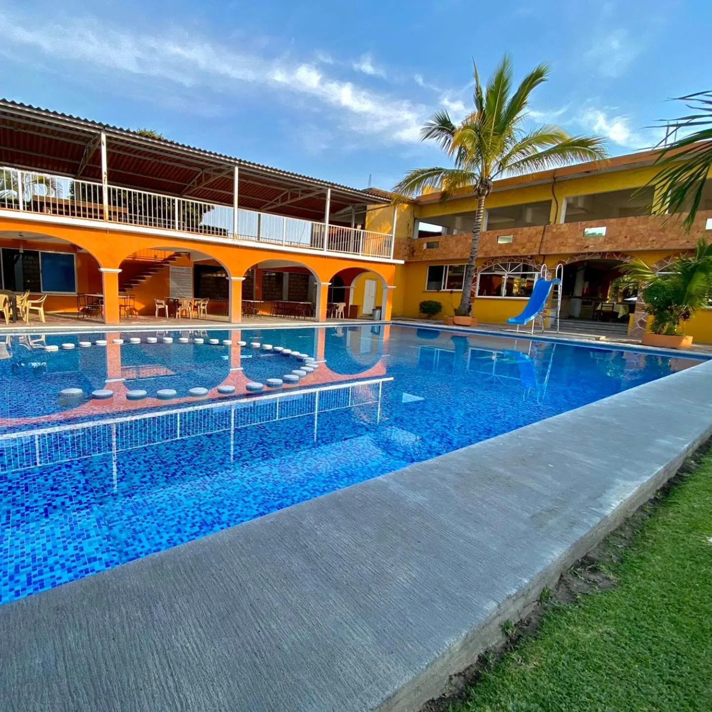 Hotel San Carlos Yautepec