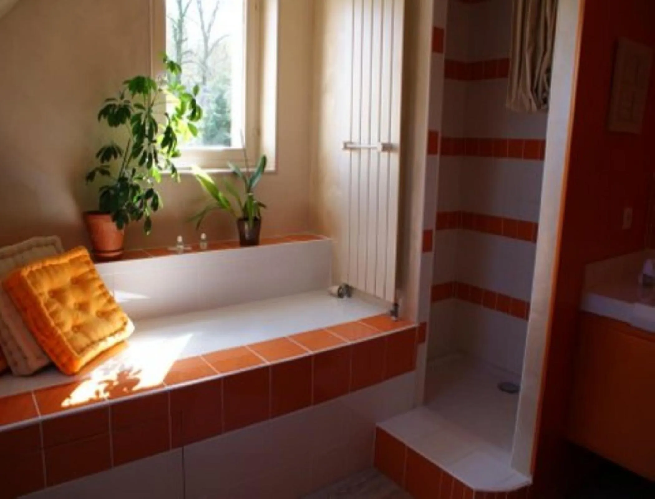 Shower in Le Jardin des Roches