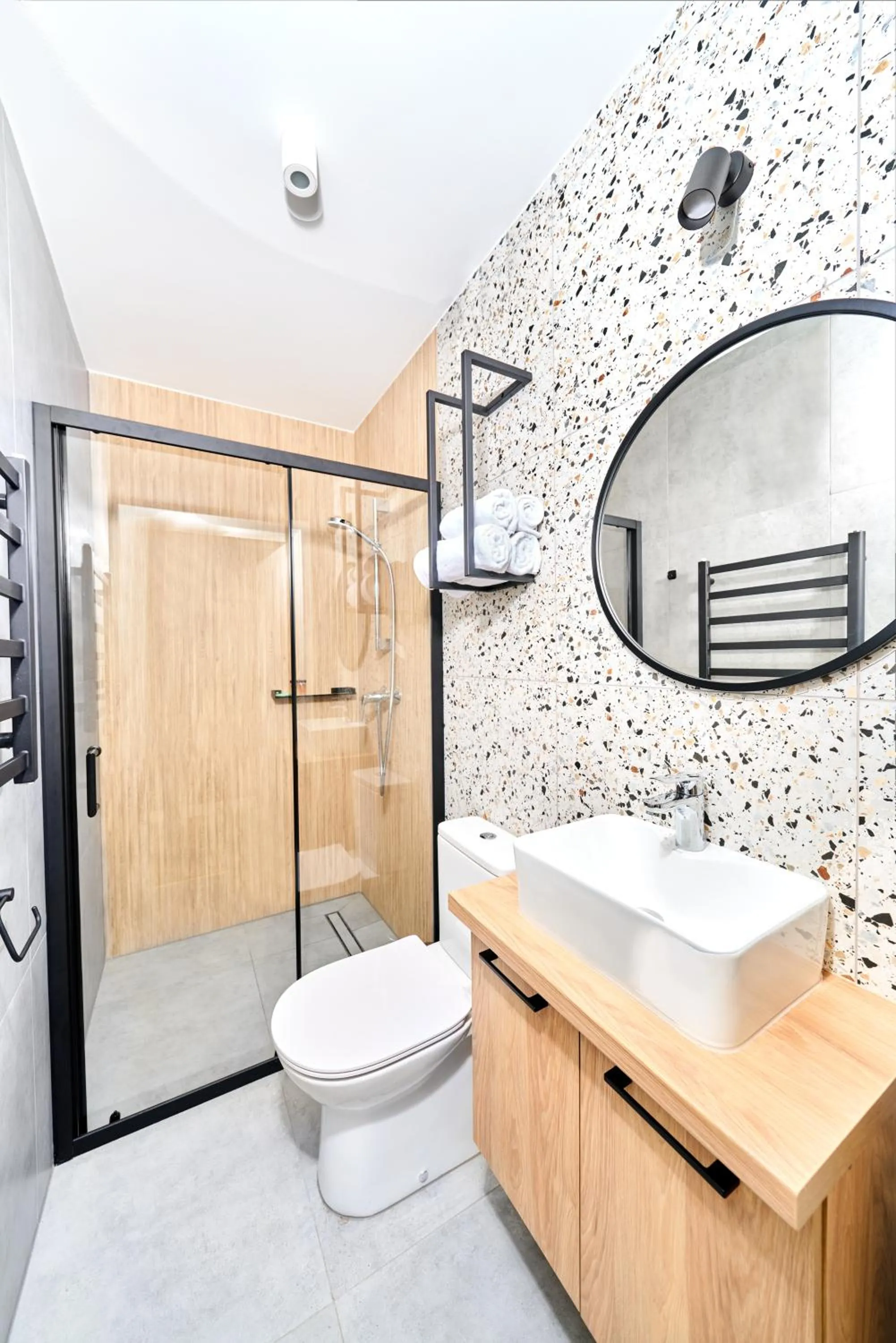 Shower in Na Fursie Apartments & Rooms