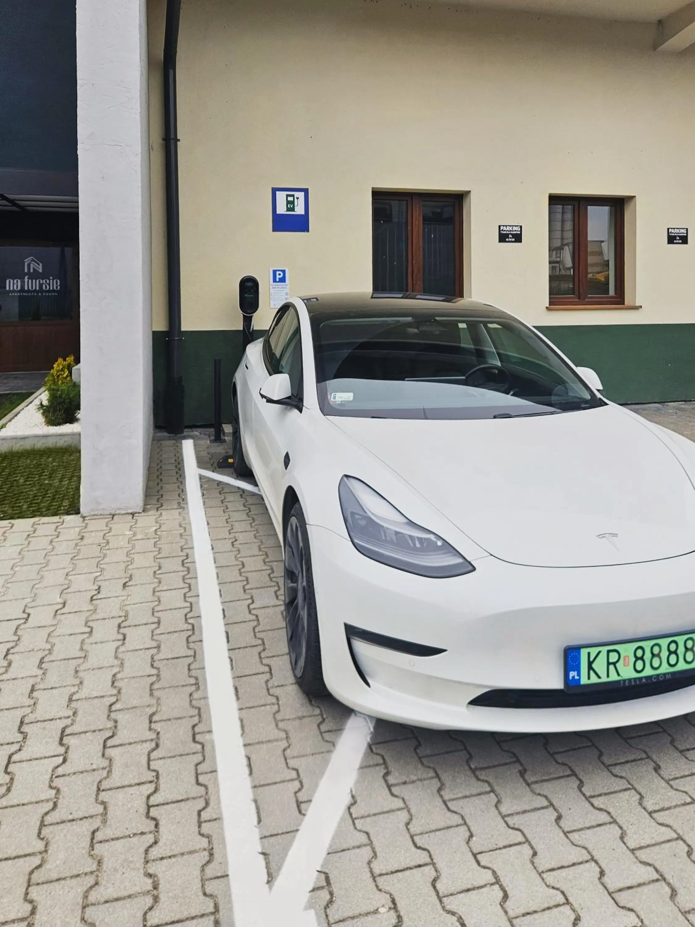 Facade/entrance in Na Fursie Apartments & Rooms